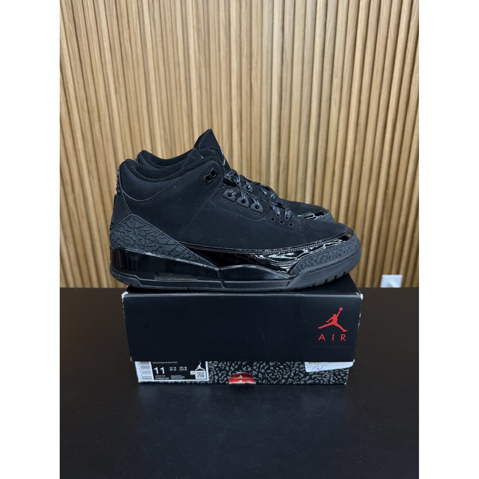 Jordan Jordan 3 Retro Black Cat (2025) Size 11, PREOWNED