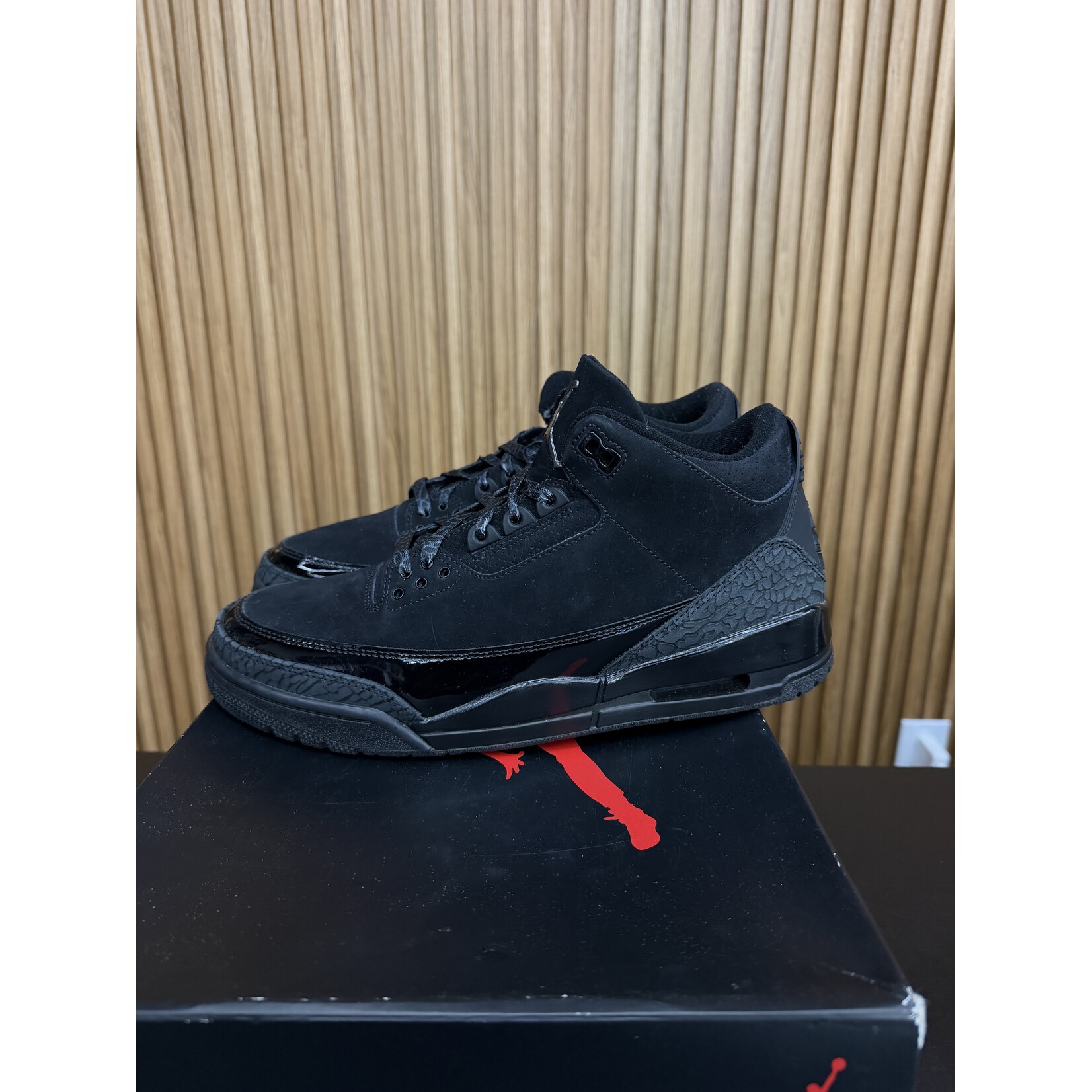 Jordan Jordan 3 Retro Black Cat (2025) Size 11, PREOWNED