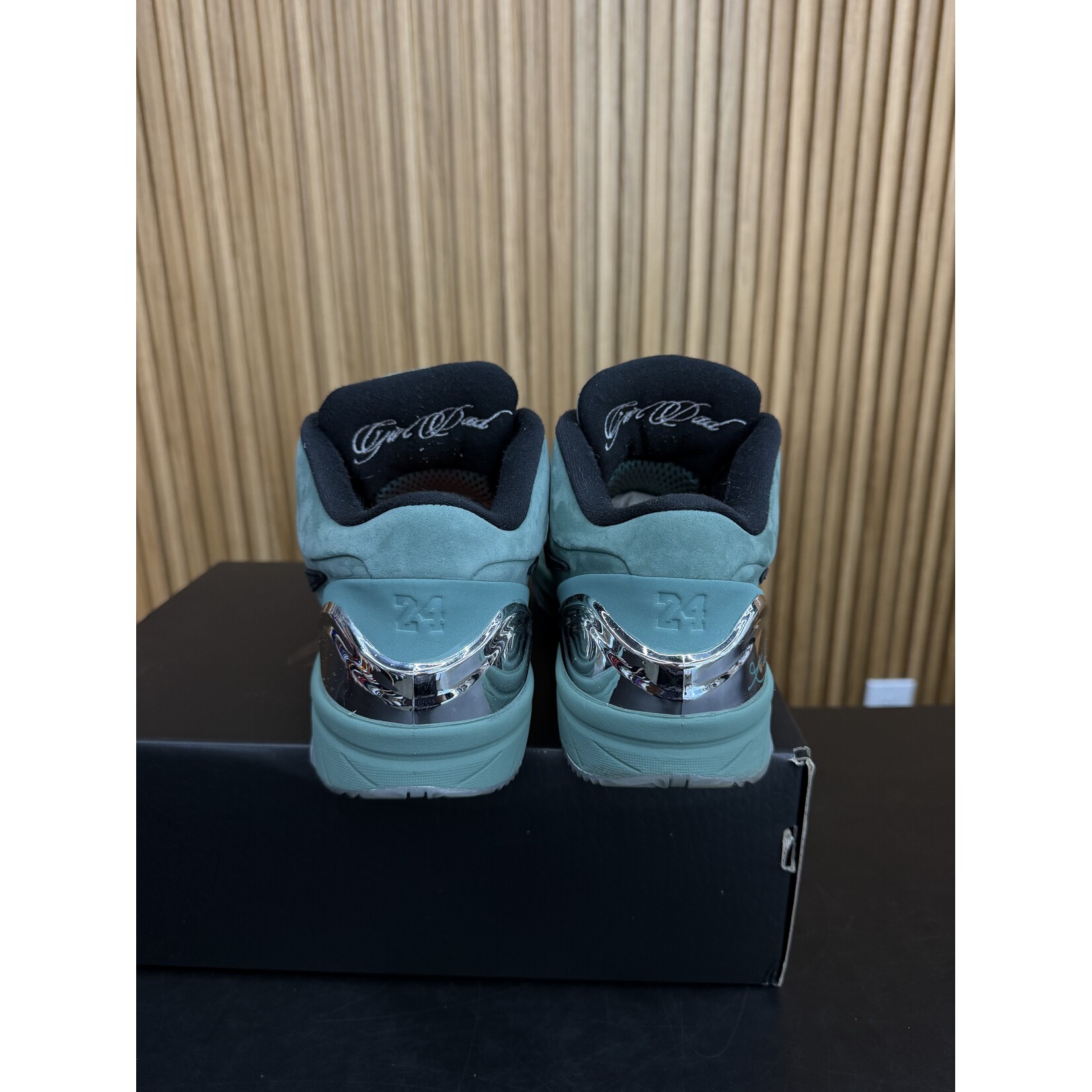 Nike Nike Kobe 4 Protro Girl Dad Size 10.5, PREOWNED*