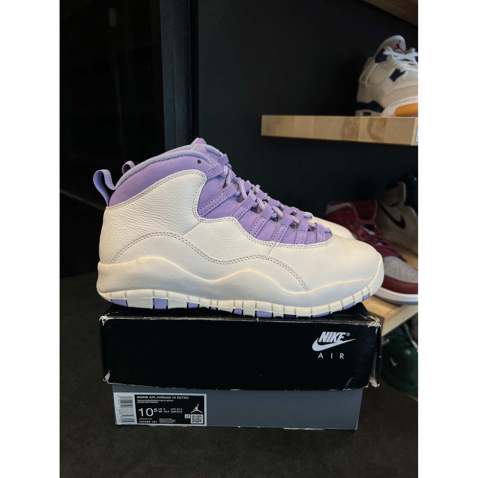 Jordan Jordan 10 Retro Hydrangeas (Women's) Size 10.5W, PREOWNED