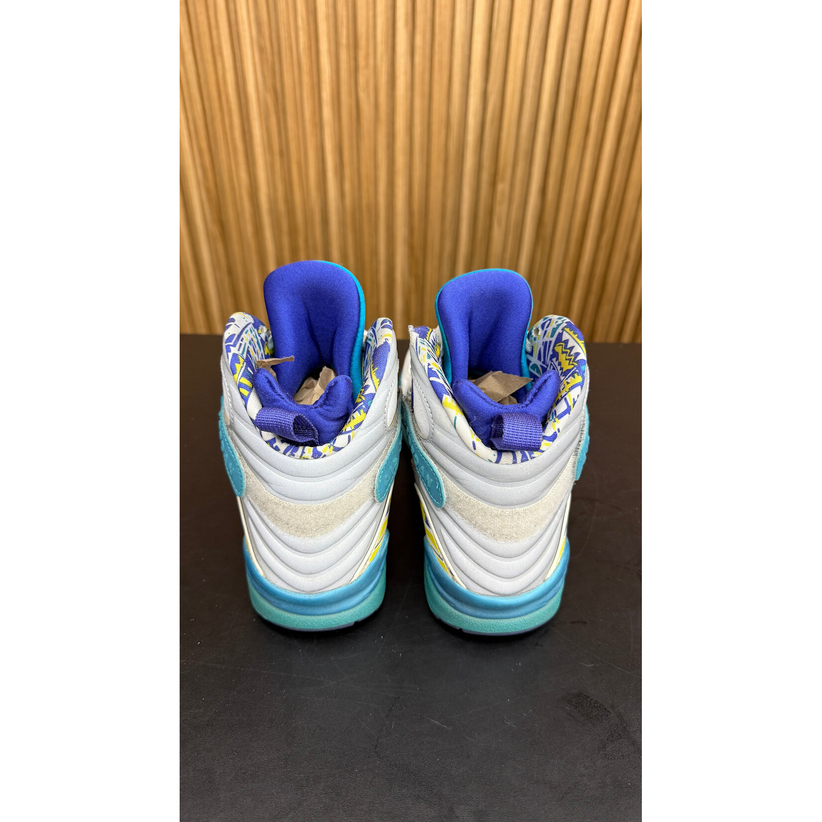 Jordan Jordan 8 Retro White Aqua (2019) (Women's) Size 8.5W, PREOWNED*