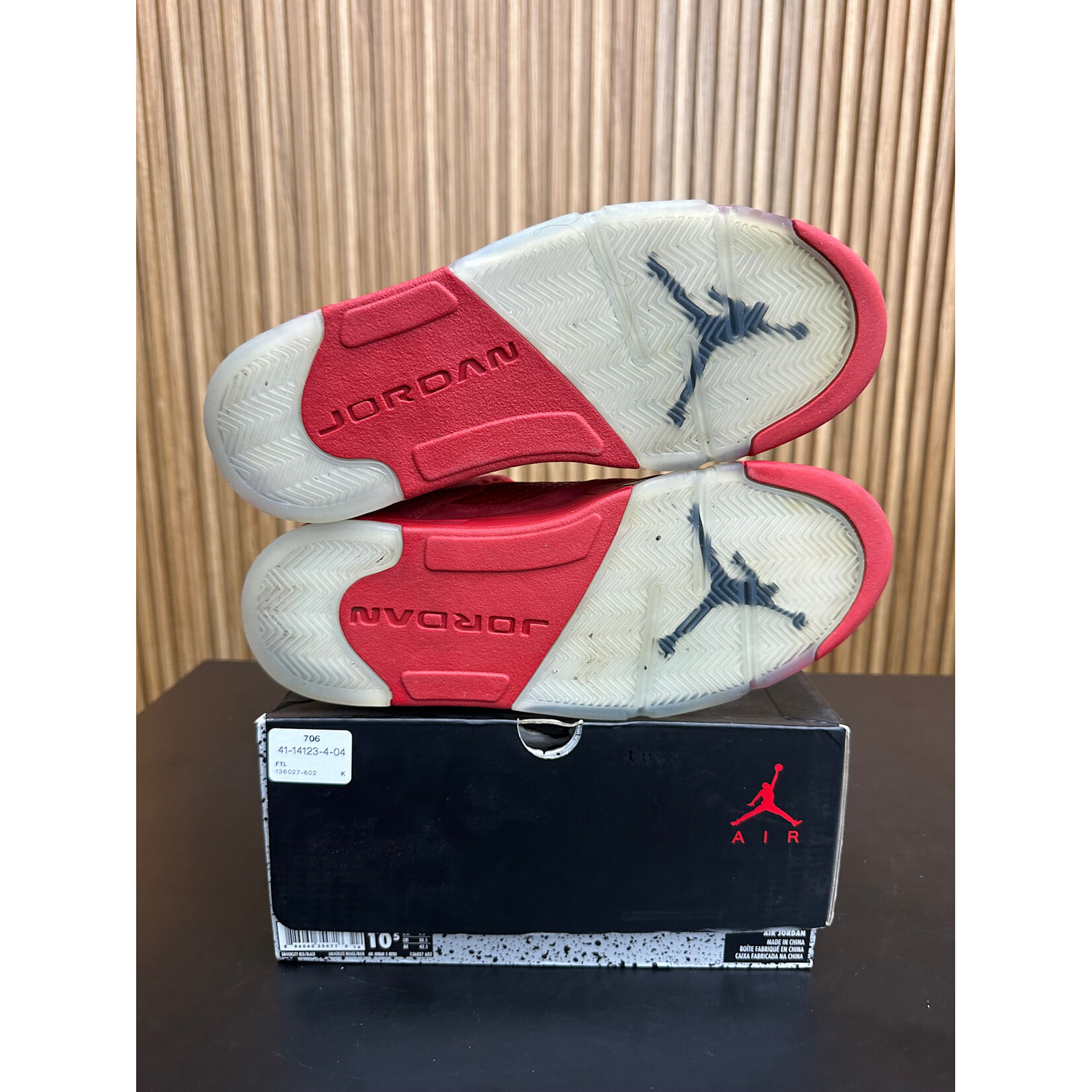 Jordan Jordan 5 Retro Red Suede Size 10.5, PREOWNED*