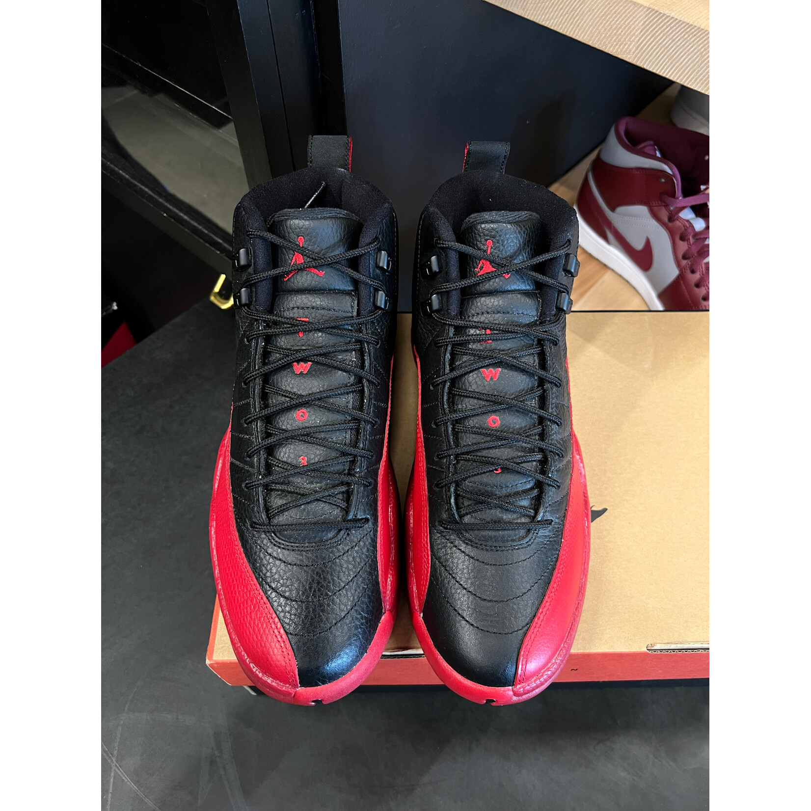 Jordan Jordan 12 Retro Flu Game (2016) Size 9, PREOWNED