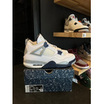 Jordan Jordan 4 Retro Midnight Navy Size 9, PREOWNED*