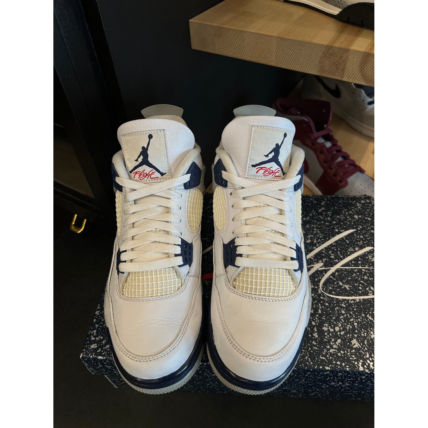 Jordan Jordan 4 Retro Midnight Navy Size 9, PREOWNED
