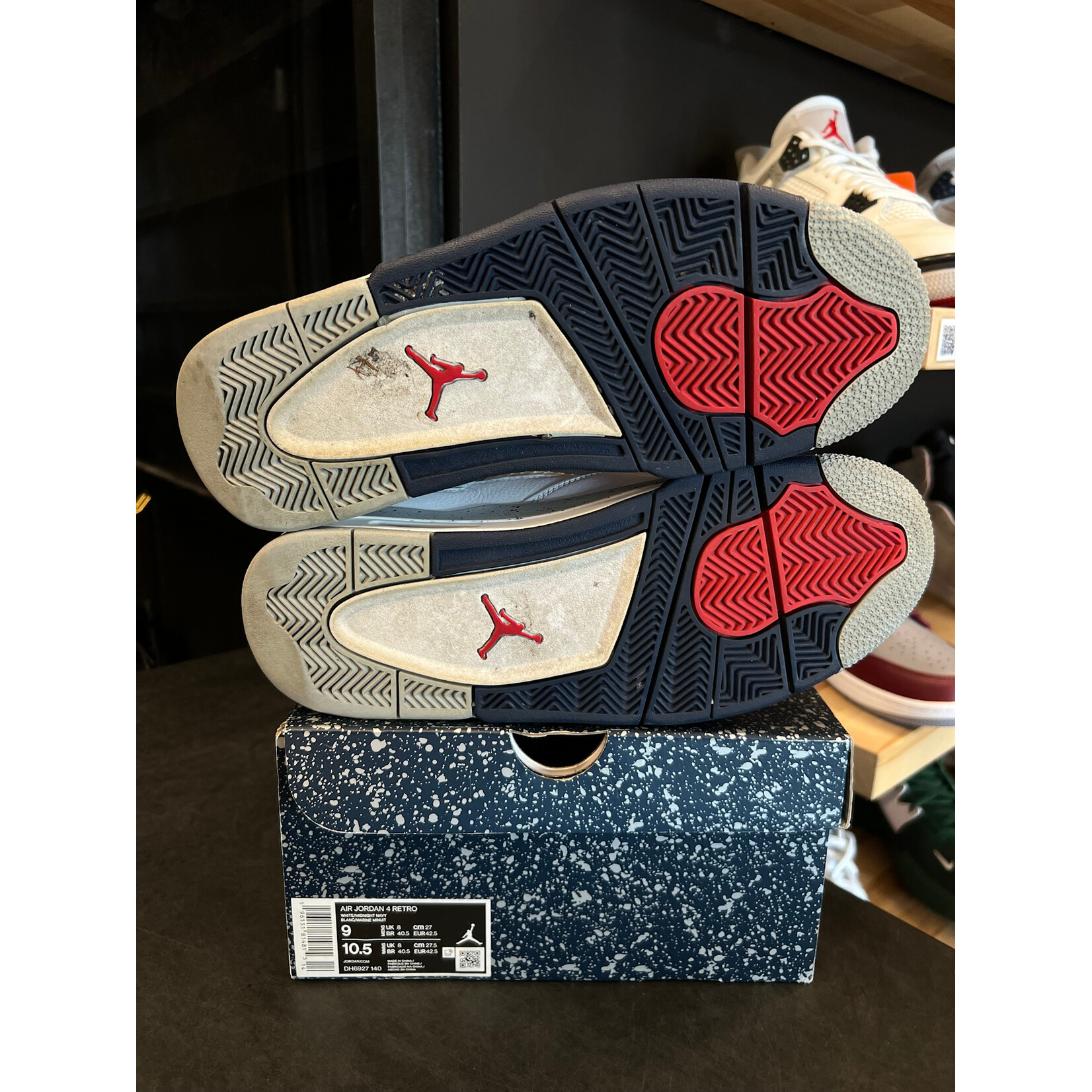 Jordan Jordan 4 Retro Midnight Navy Size 9, PREOWNED