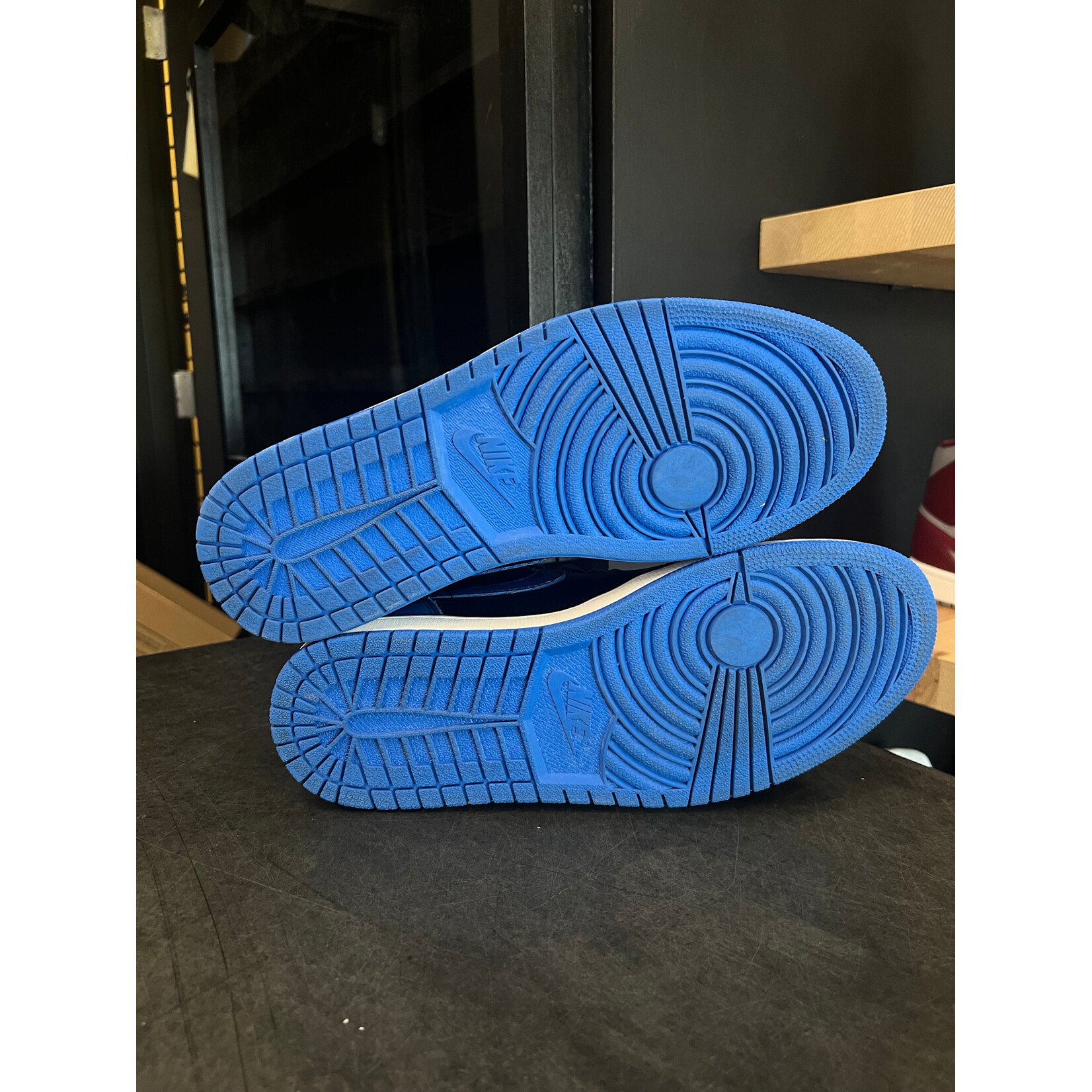 Jordan Jordan 1 Retro Royal (2017) Size 10, PREOWNED*