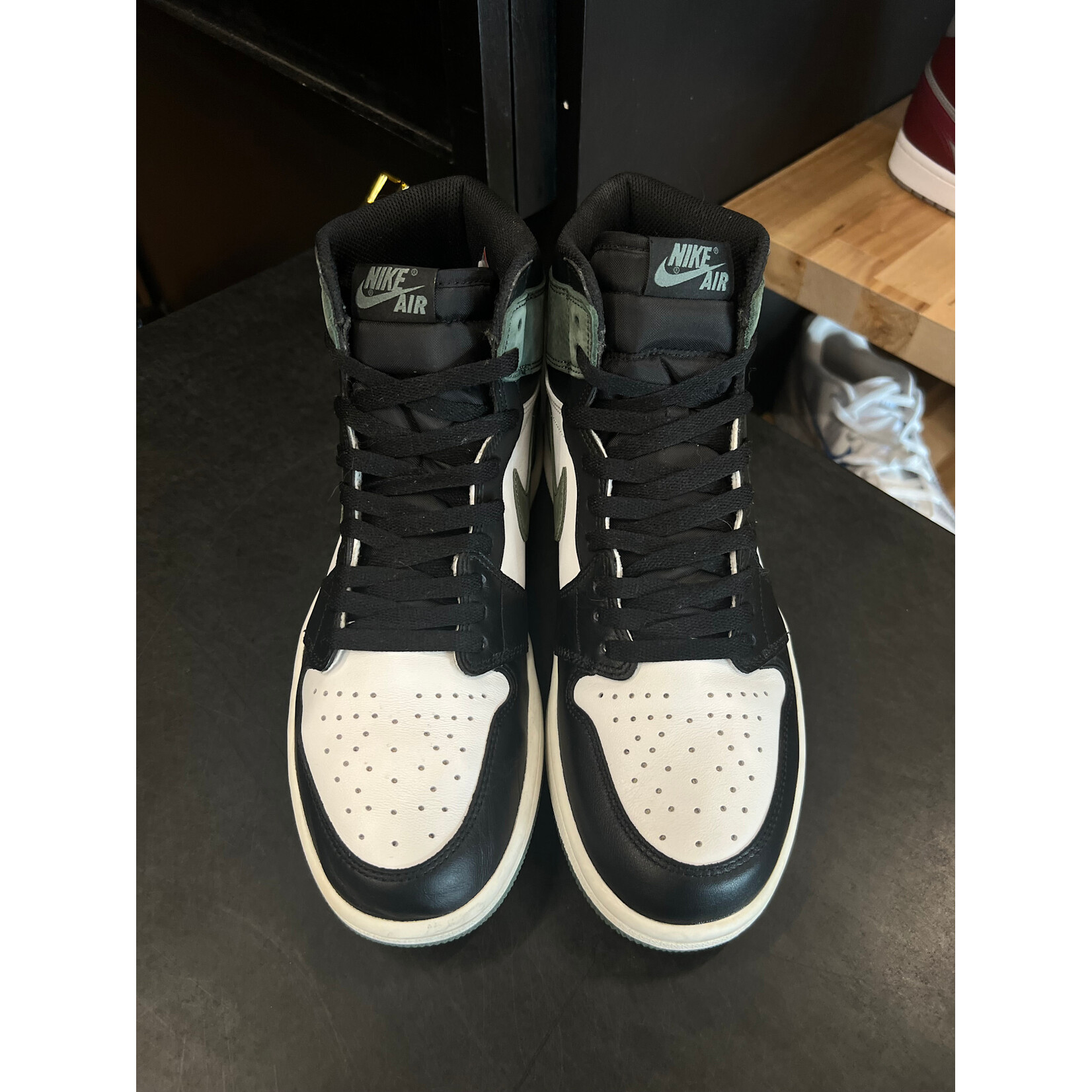 Jordan Jordan 1 Retro High Clay Green Size 10, PREOWNED*