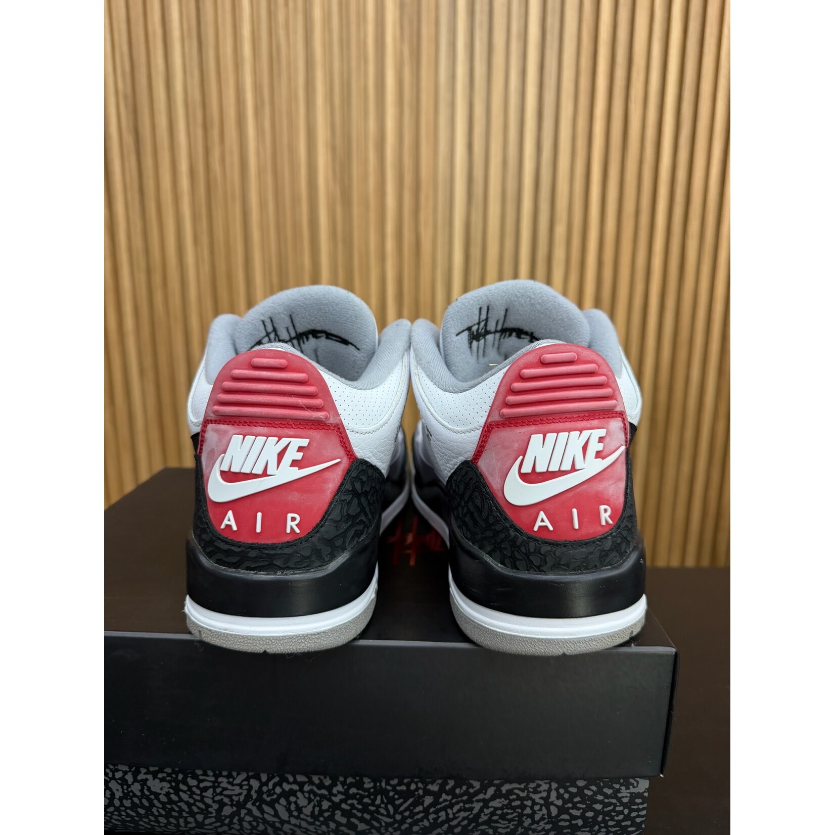 Jordan Jordan 3 Retro Tinker Hatfield Size 10, PREOWNED