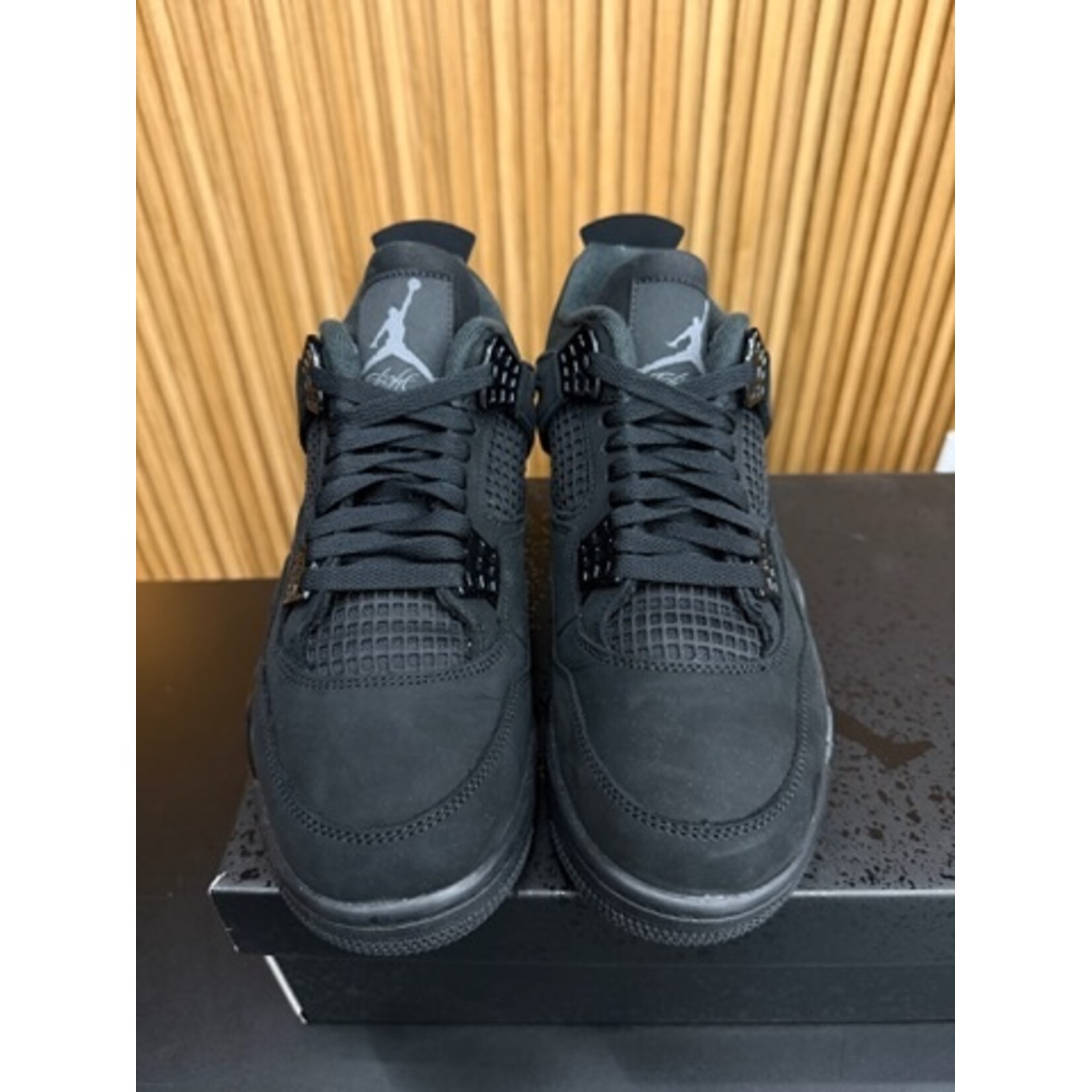 Jordan Jordan 4 Retro Black Cat (2025) Size 8, PREOWNED