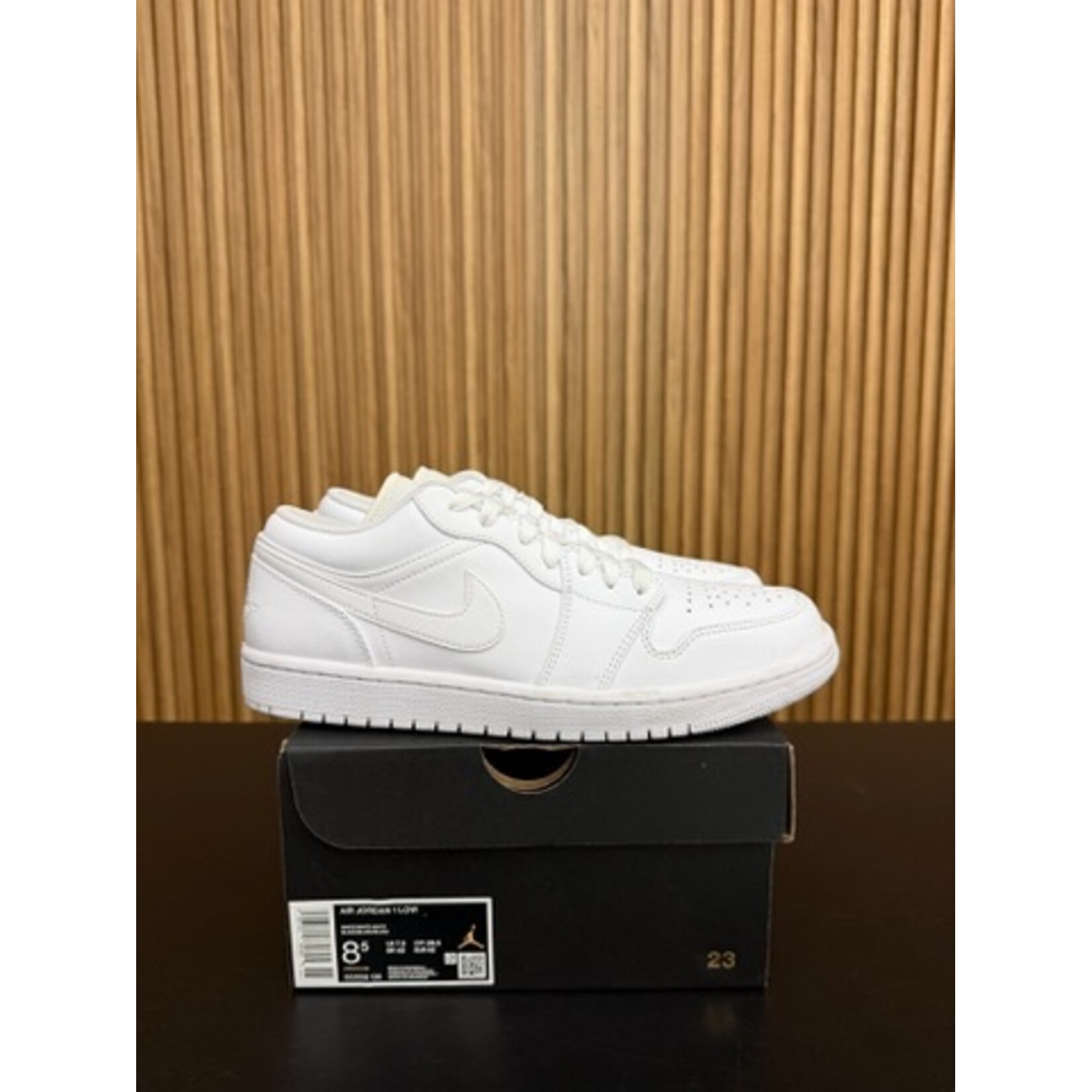 Jordan Jordan 1 Low Triple White Size 8.5, PREOWNED