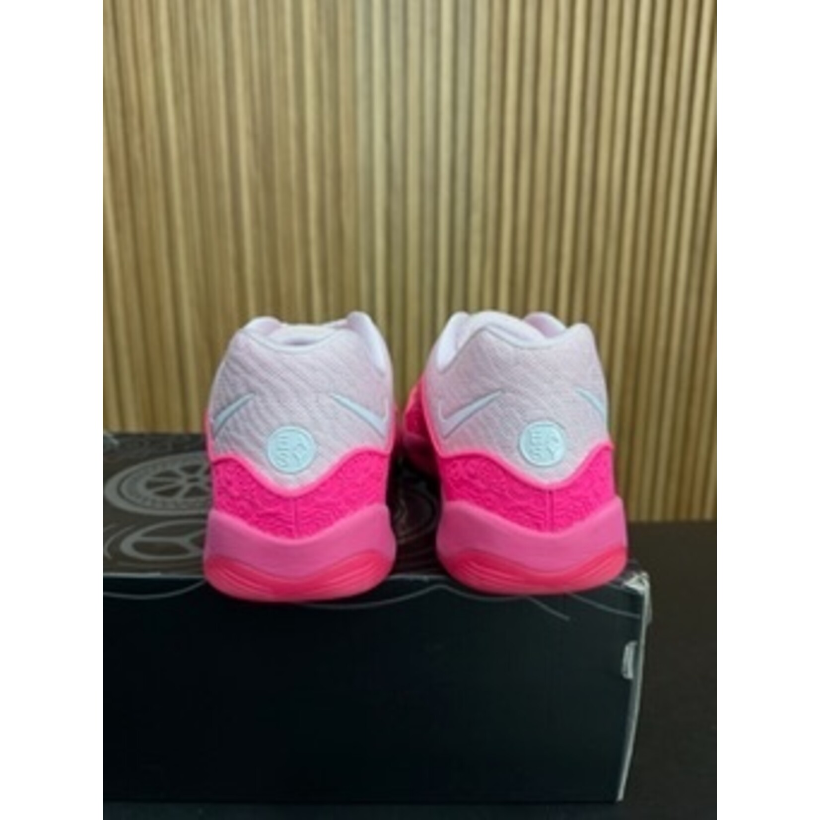 Nike Nike KD 16 NRG Aunt Pearl Size 11.5, PREOWNED*