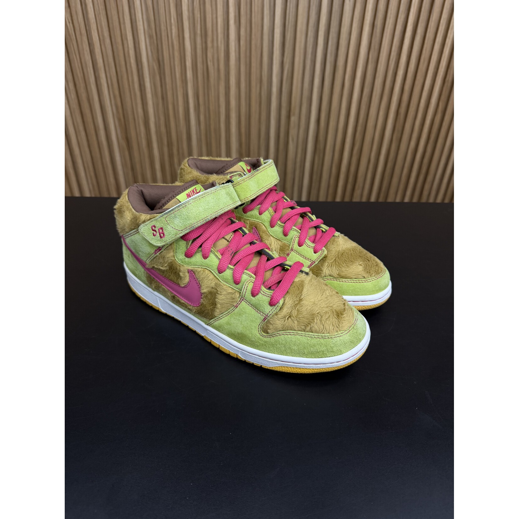 Nike Nike SB Dunk Mid Mama Bear Size 10.5, PREOWNED*