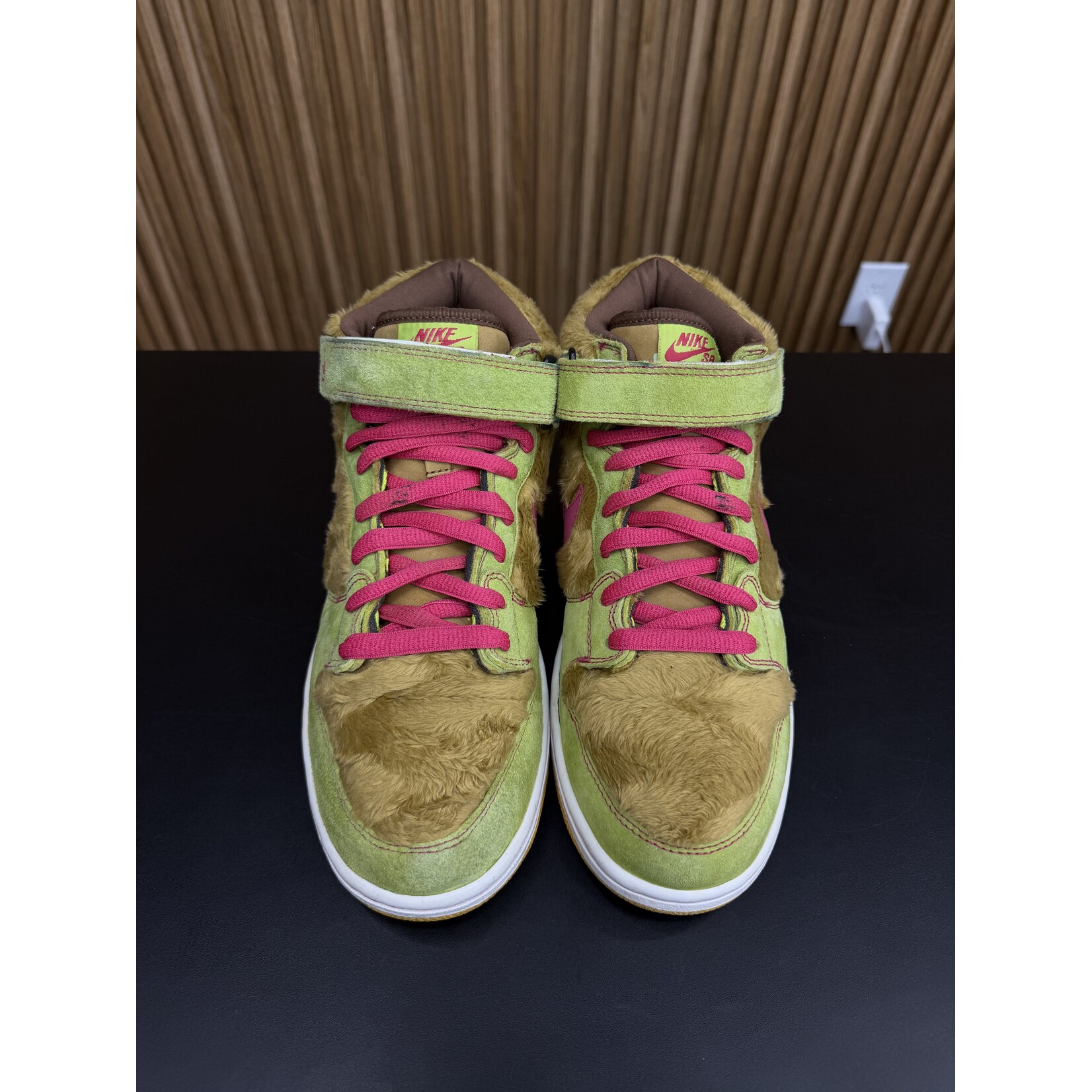 Nike Nike SB Dunk Mid Mama Bear Size 10.5, PREOWNED*