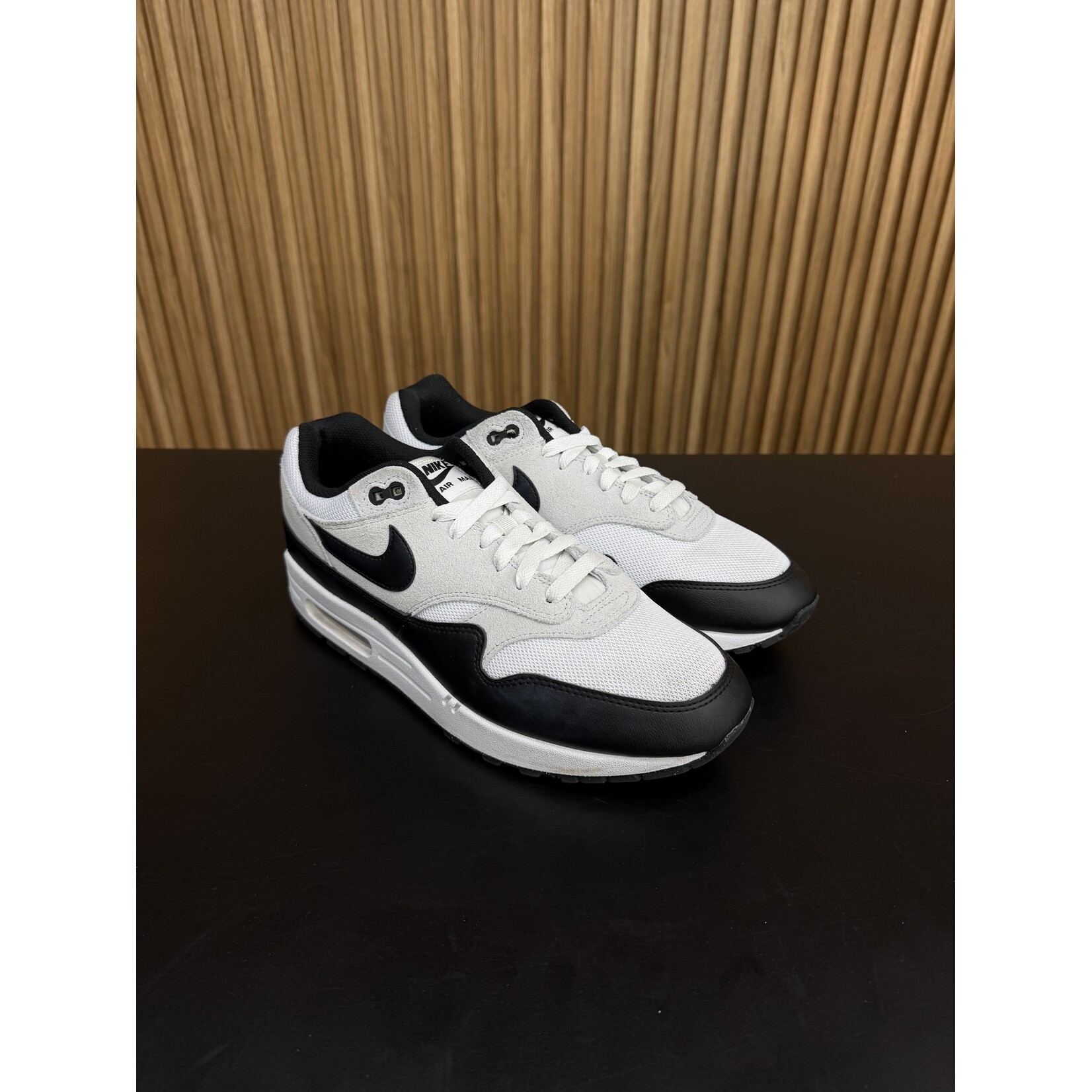 Nike Nike Air Max 1 Essential White Pure Platinum Black Size 9, PREOWNED NO BOX