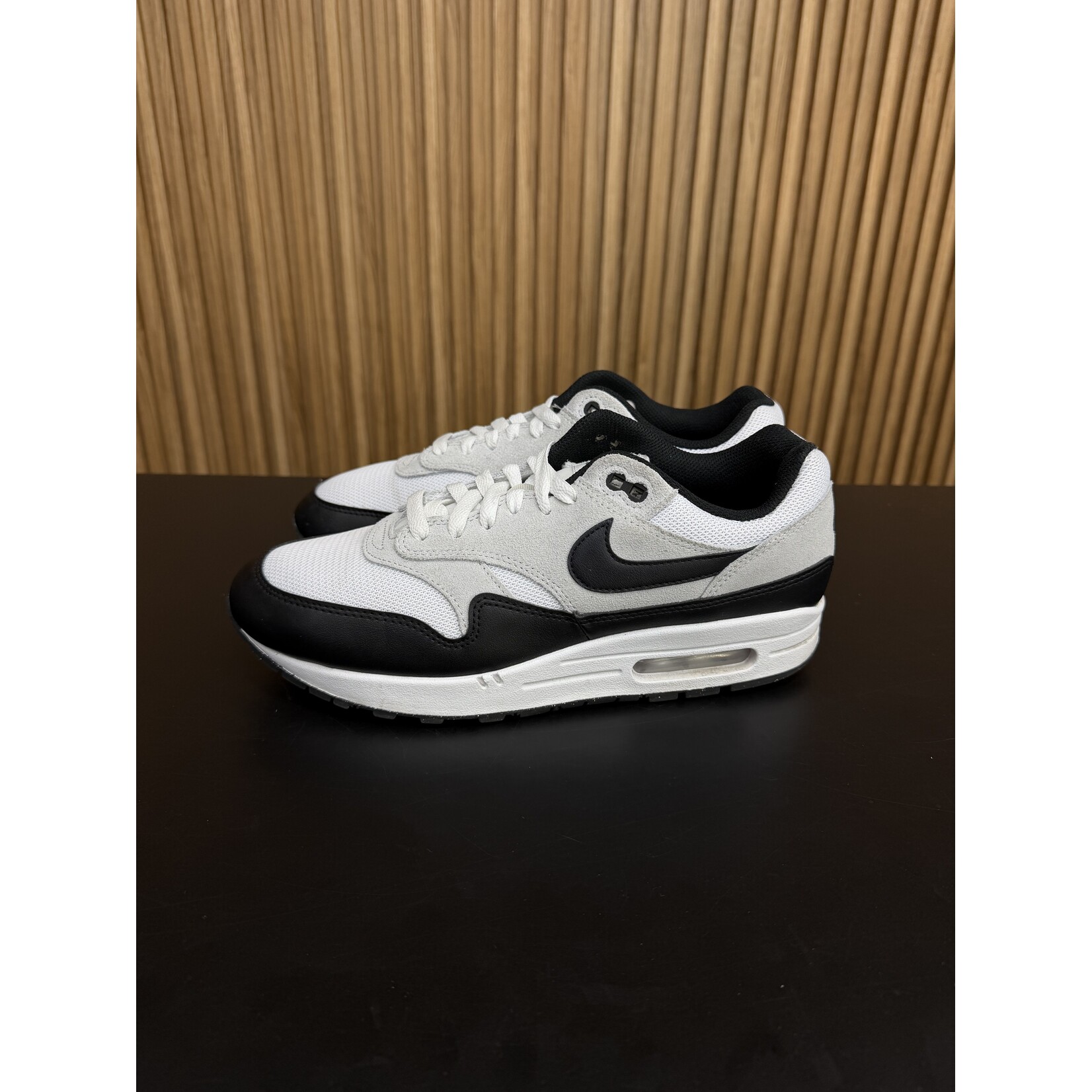 Nike Nike Air Max 1 Essential White Pure Platinum Black Size 9, PREOWNED NO BOX