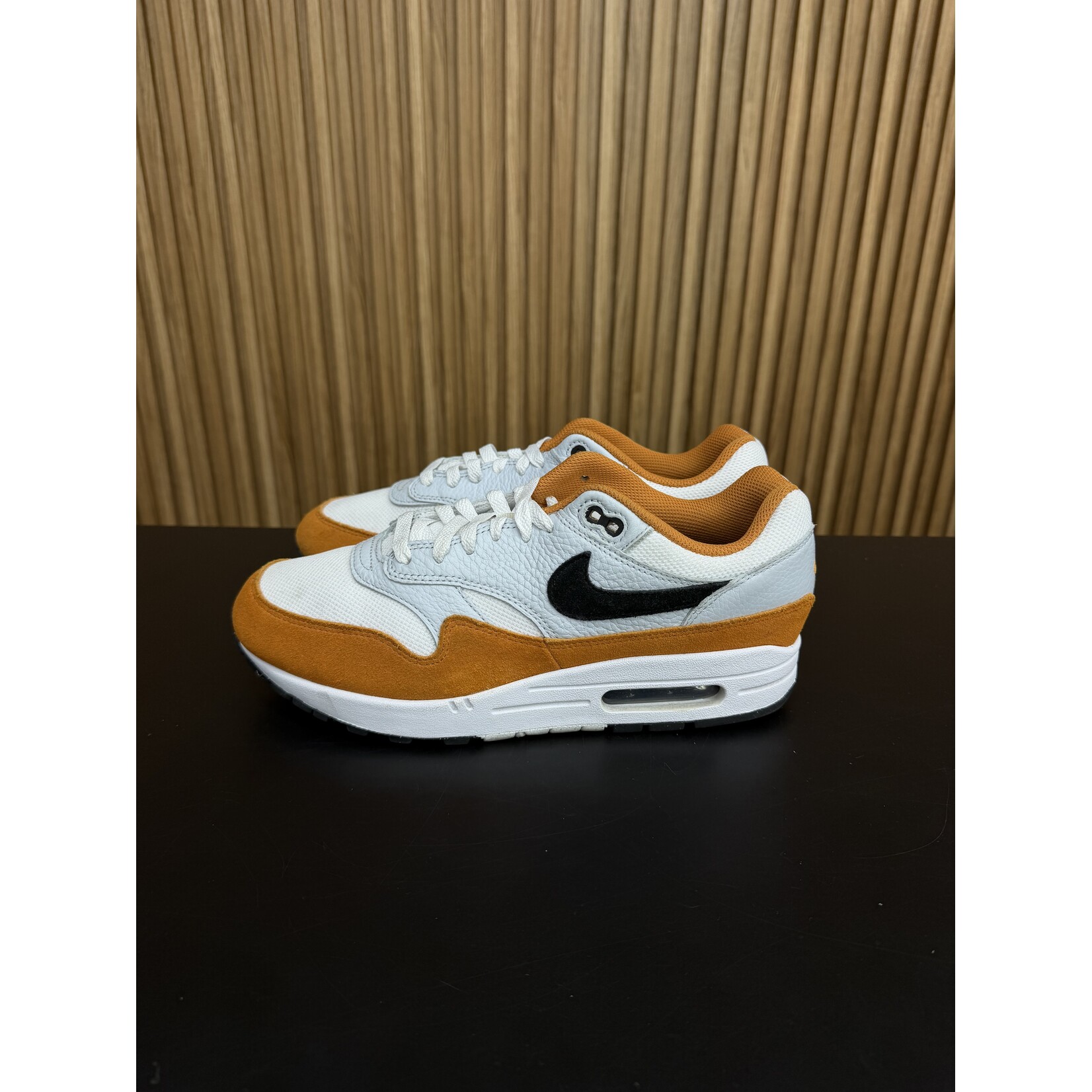 Nike Nike Air Max 1 Monarch Size 9, PREOWNED NO BOX