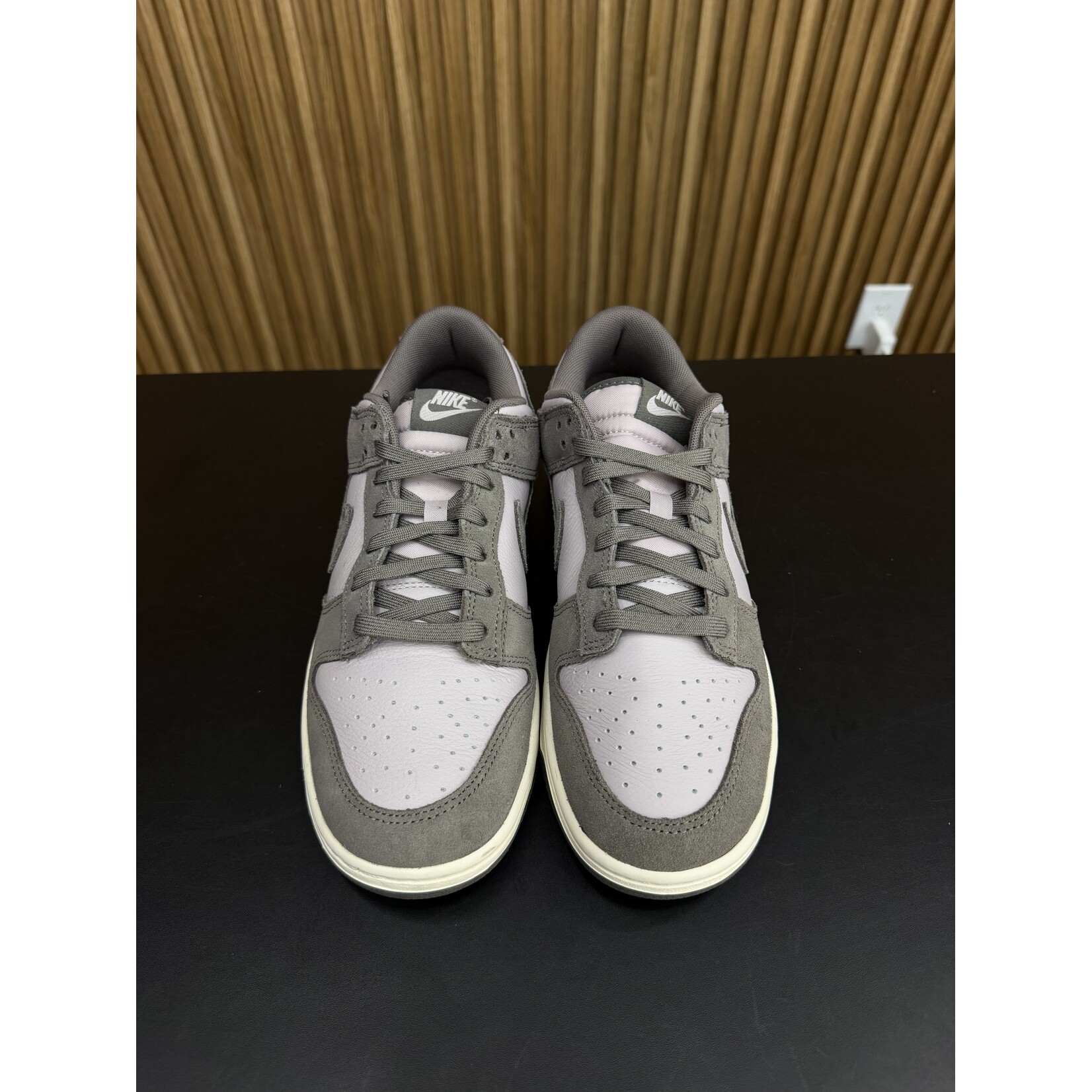 Nike Nike Dunk Low SE Platinum Violet Cave Stone Size 9, PREOWNED NO BOX