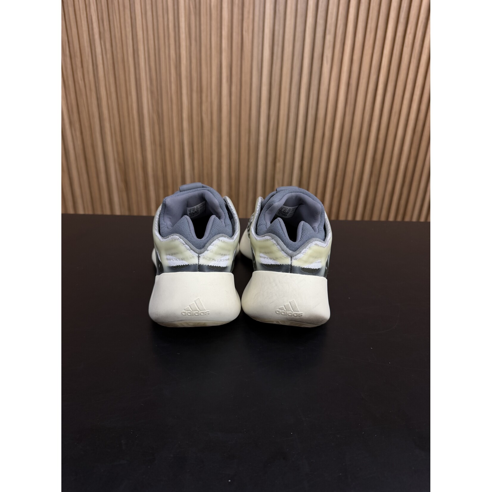 Adidas adidas Yeezy 700 V3 Fade Salt Size 9, PREOWNED NO BOX