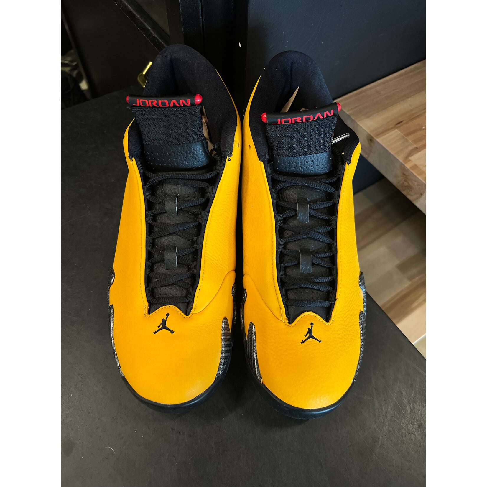 Jordan Jordan 14 Retro University Gold Size 10, PREOWNED NO BOX*