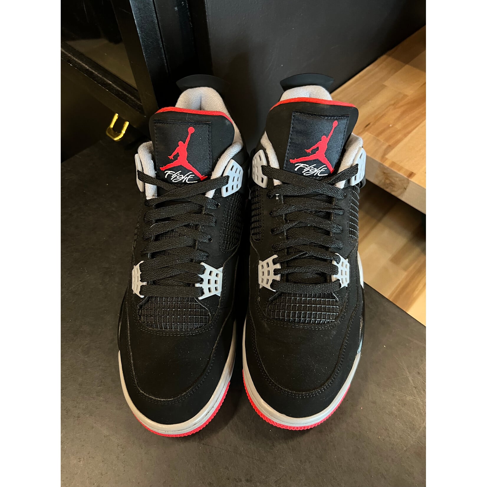 Jordan Jordan 4 Retro Bred (2019) Size 10, PREOWNED NO BOX*