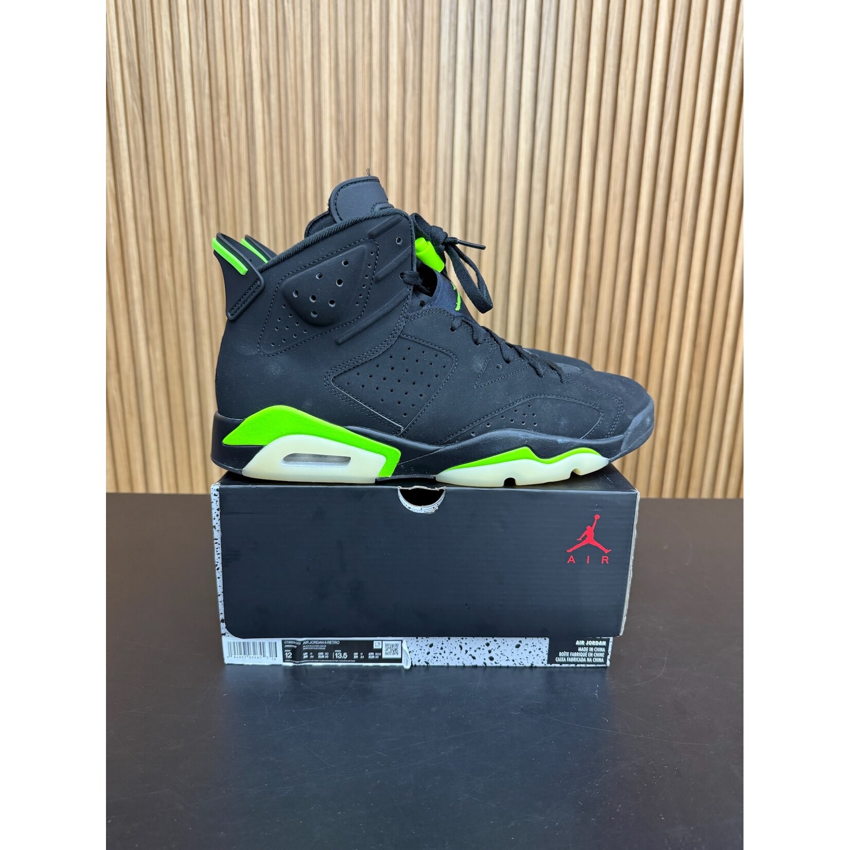 Jordan Jordan 6 Retro Electric Green Size 12, PREOWNED*