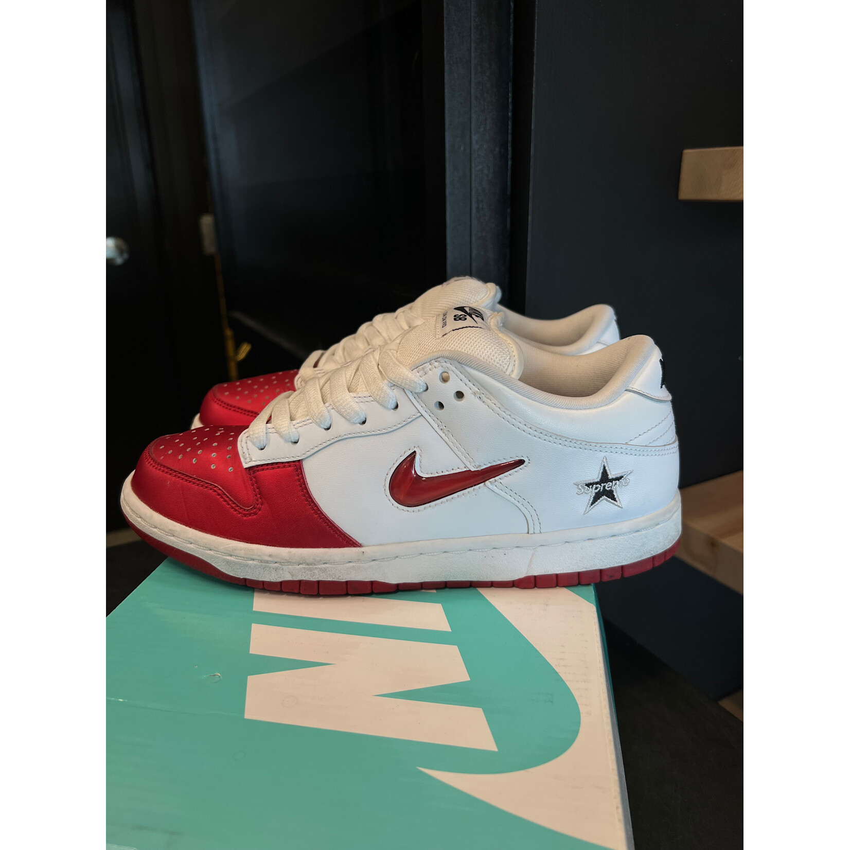 Nike Nike SB Dunk Low Supreme Jewel Swoosh Red Size 8, PREOWNED*