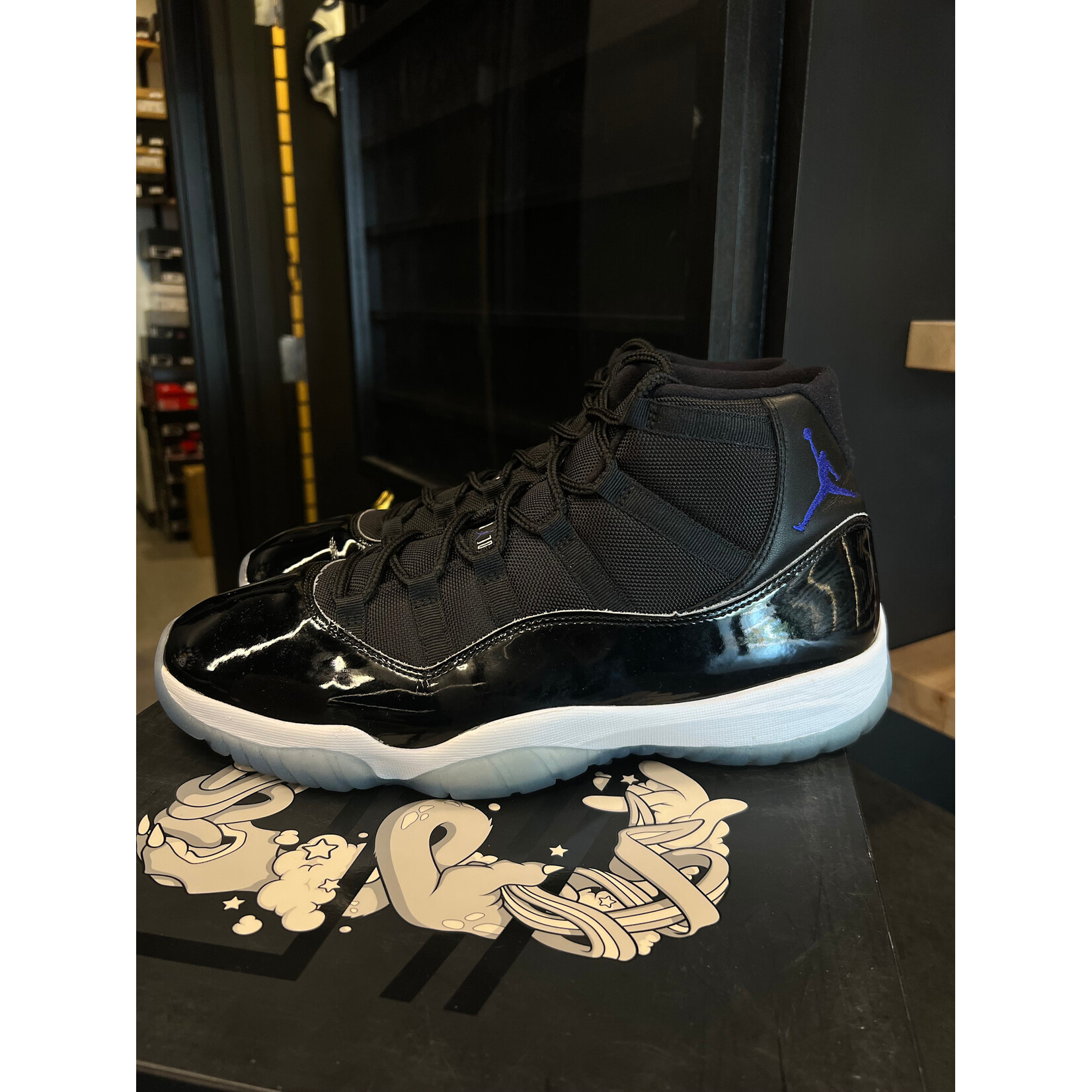 Jordan Jordan 11 Retro Space Jam (2016) Size 14, PREOWNED*