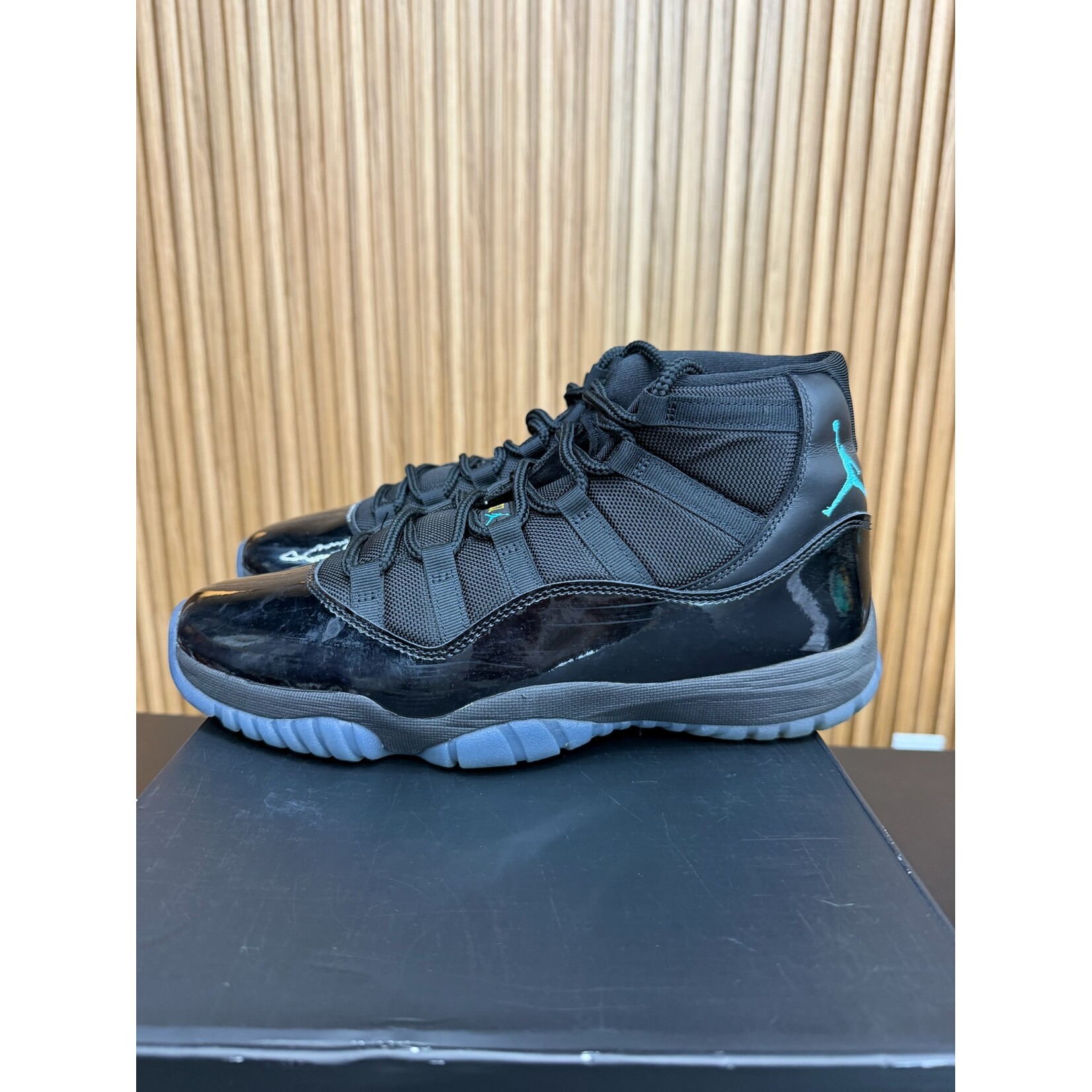Jordan Jordan 11 Retro Gamma Blue (2025) Size 10.5, PREOWNED*