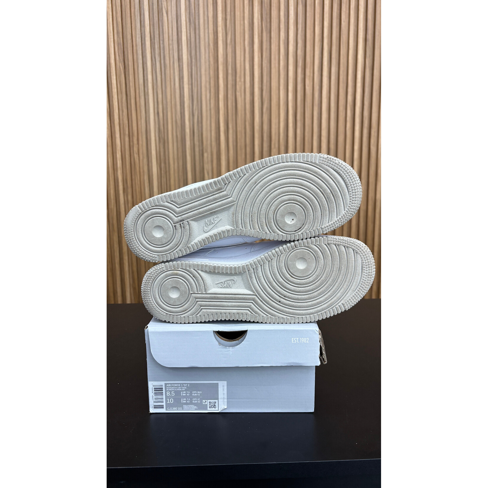 Nike Nike Air Force 1 Low '07 White Light Bone Size 8.5, PREOWNED