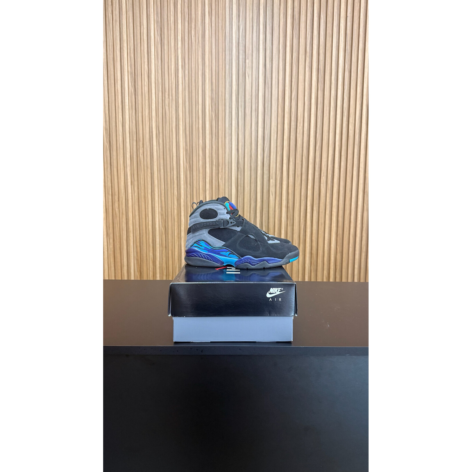 Jordan Jordan 8 Retro Aqua (2025) Size 8.5, PREOWNED*