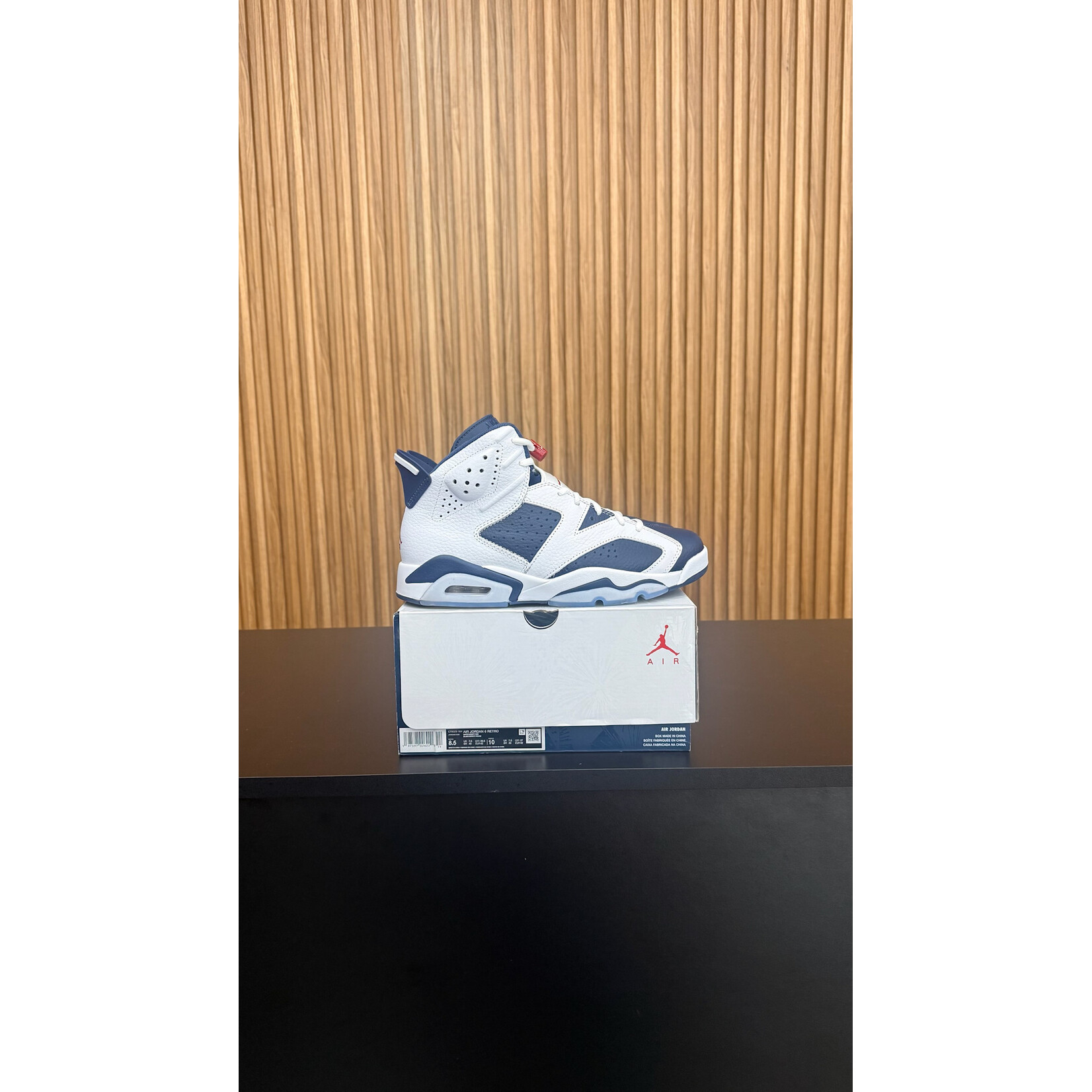 Jordan Jordan 6 Retro Olympic (2024) Size 8.5, PREOWNED*
