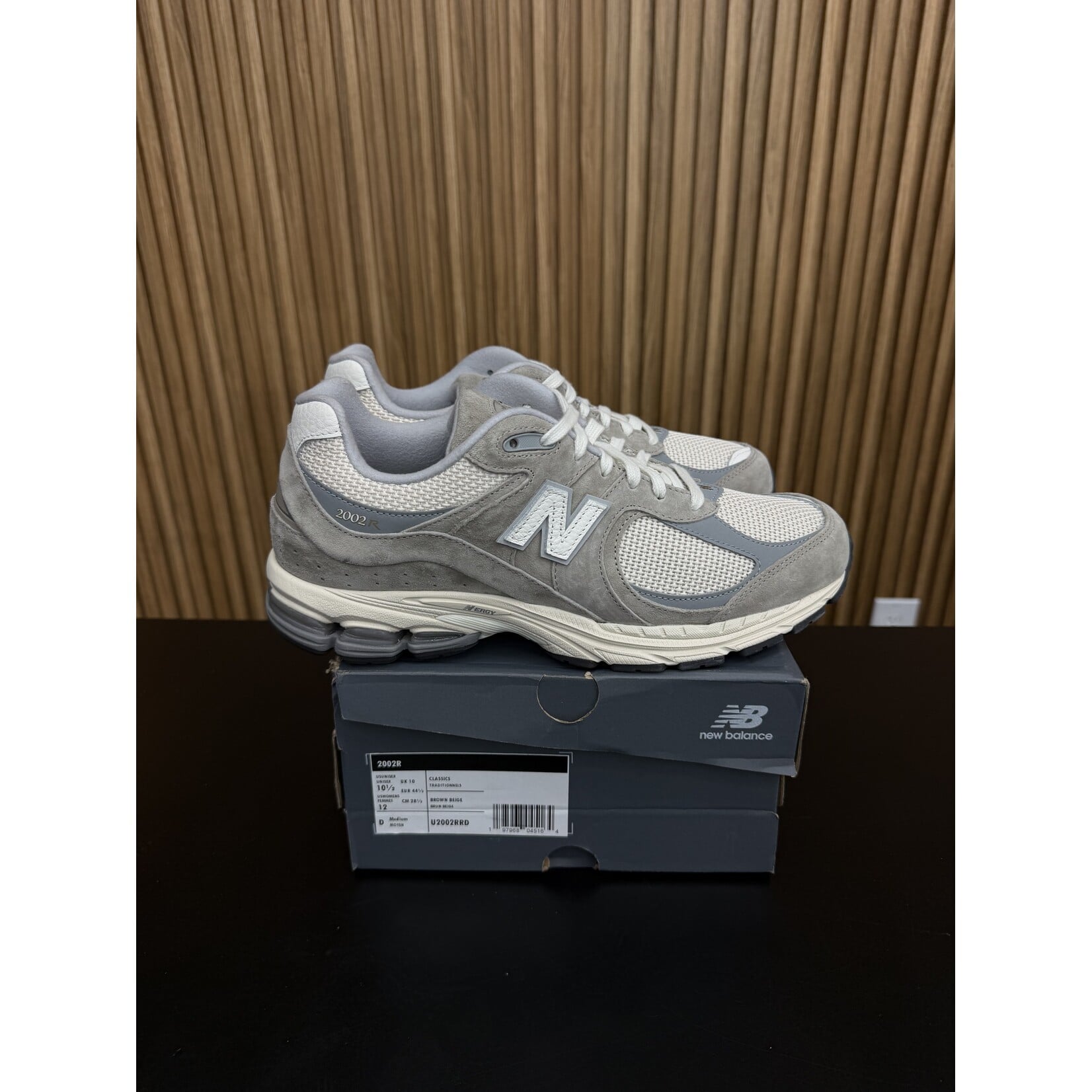 New New Balance 2002R Arid Stone Linen Size 10.5, PREOWNED