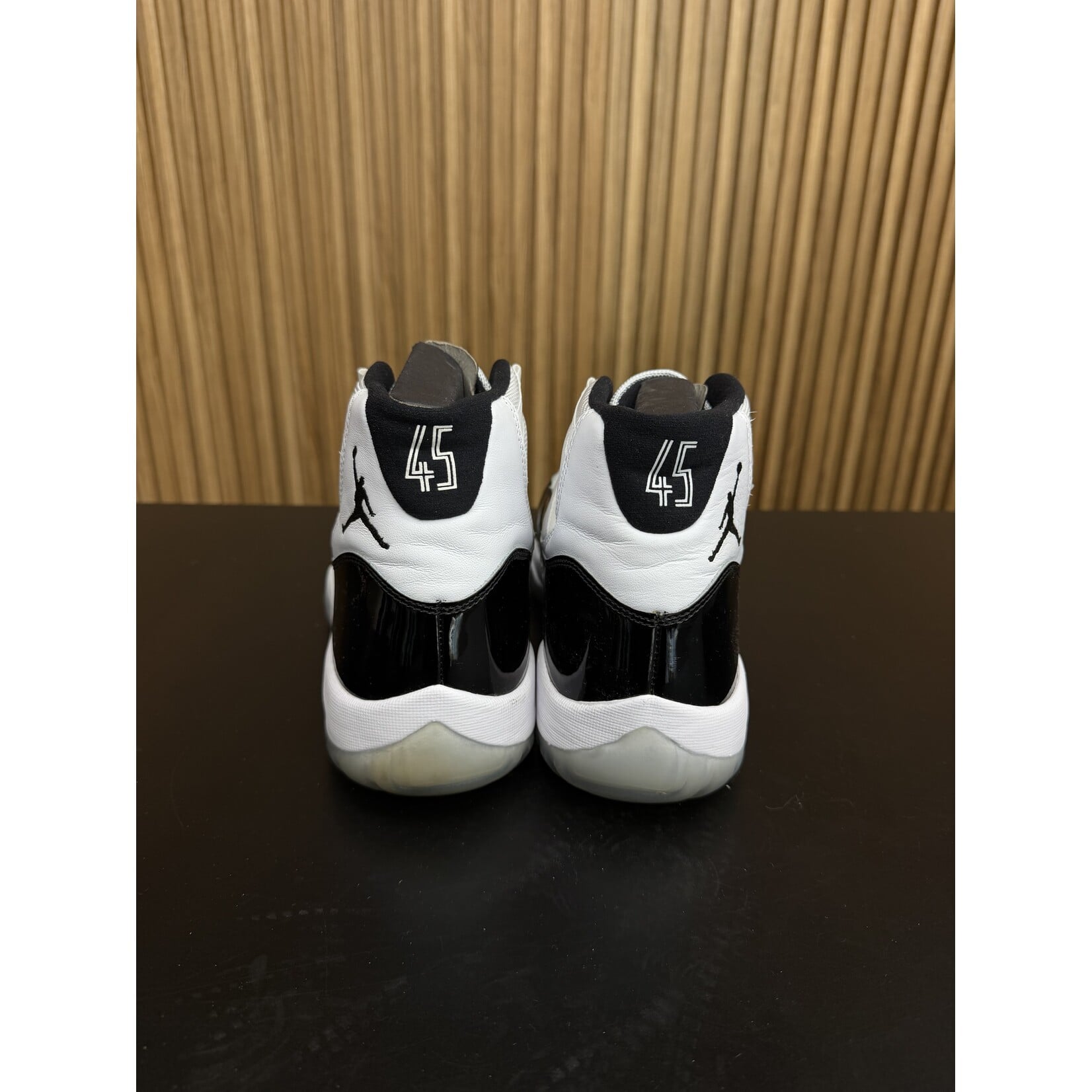 Jordan Jordan 11 Retro Concord (2018) Size 11, PREOWNED NO BOX