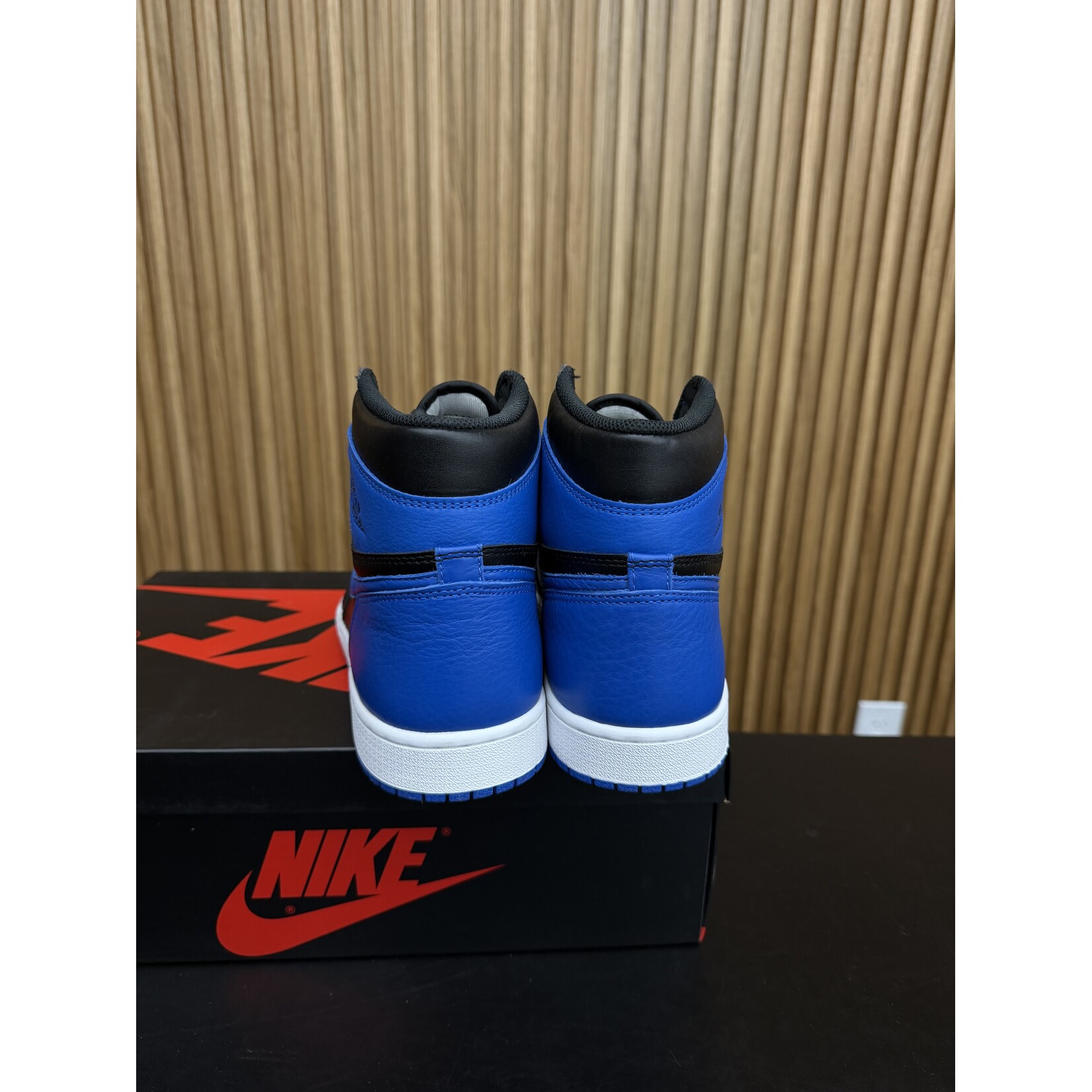 Jordan Jordan 1 Retro Royal (2017) Size 11.5, PREOWNED PASS AS DS TRIED ON
