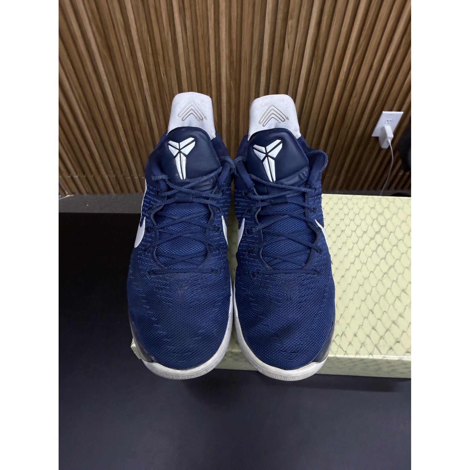 Nike Nike Kobe A.D. Midnight Navy Size 9, PREOWNED