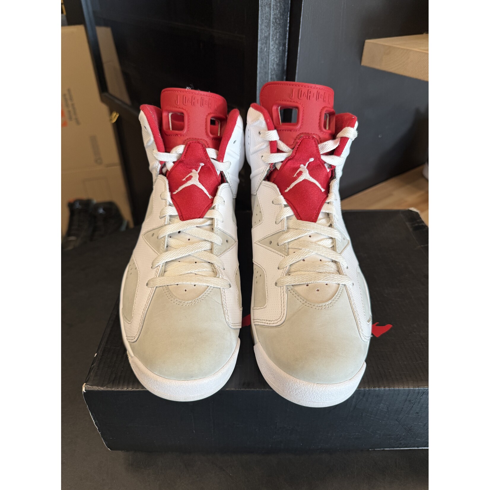 Jordan Jordan 6 Retro Alternate Hare Size 11.5, PREOWNED