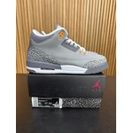 Jordan Jordan 3 Retro Cool Grey (2021) (GS) Size 6, PREOWNED*