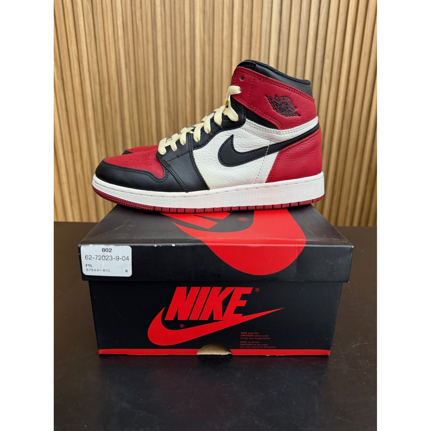 Jordan Jordan 1 Retro High Bred Toe (GS) Size 6, PREOWNED*