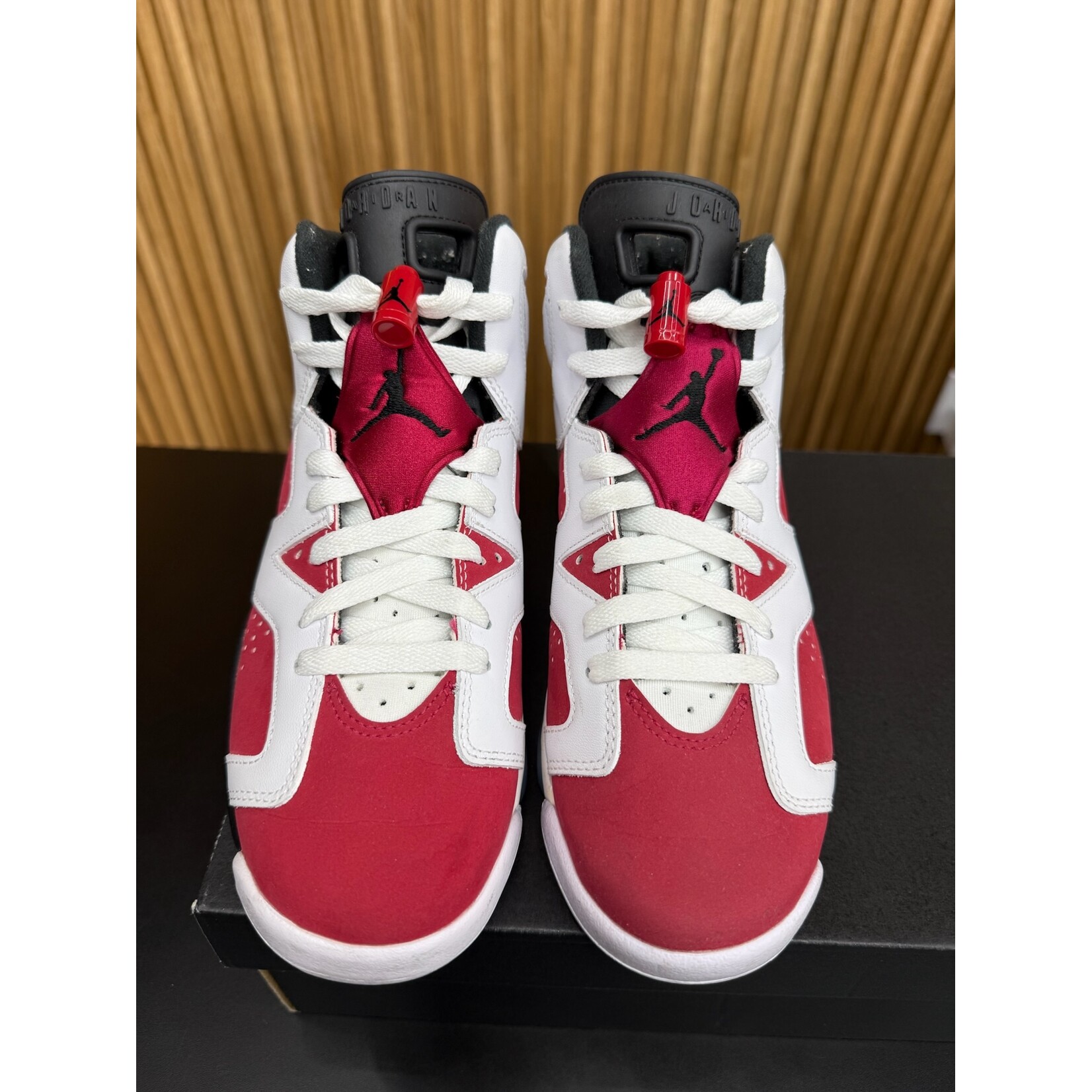 Jordan Jordan 6 Retro Carmine (2021) (GS) Size 5.5, PREOWNED*