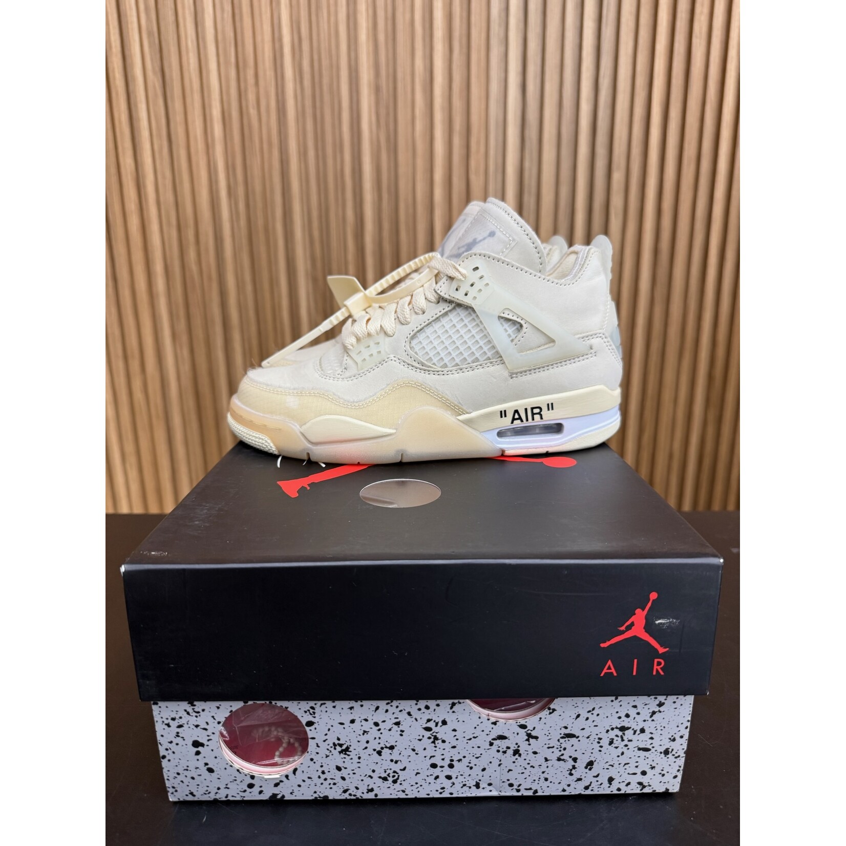 Jordan Jordan 4 Retro Off-White Sail (Women's) Size 6W, PREOWNED*