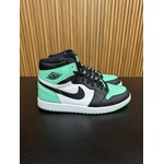 Jordan Jordan 1 Retro High OG Green Glow Size 12, PREOWNED NO BOX*
