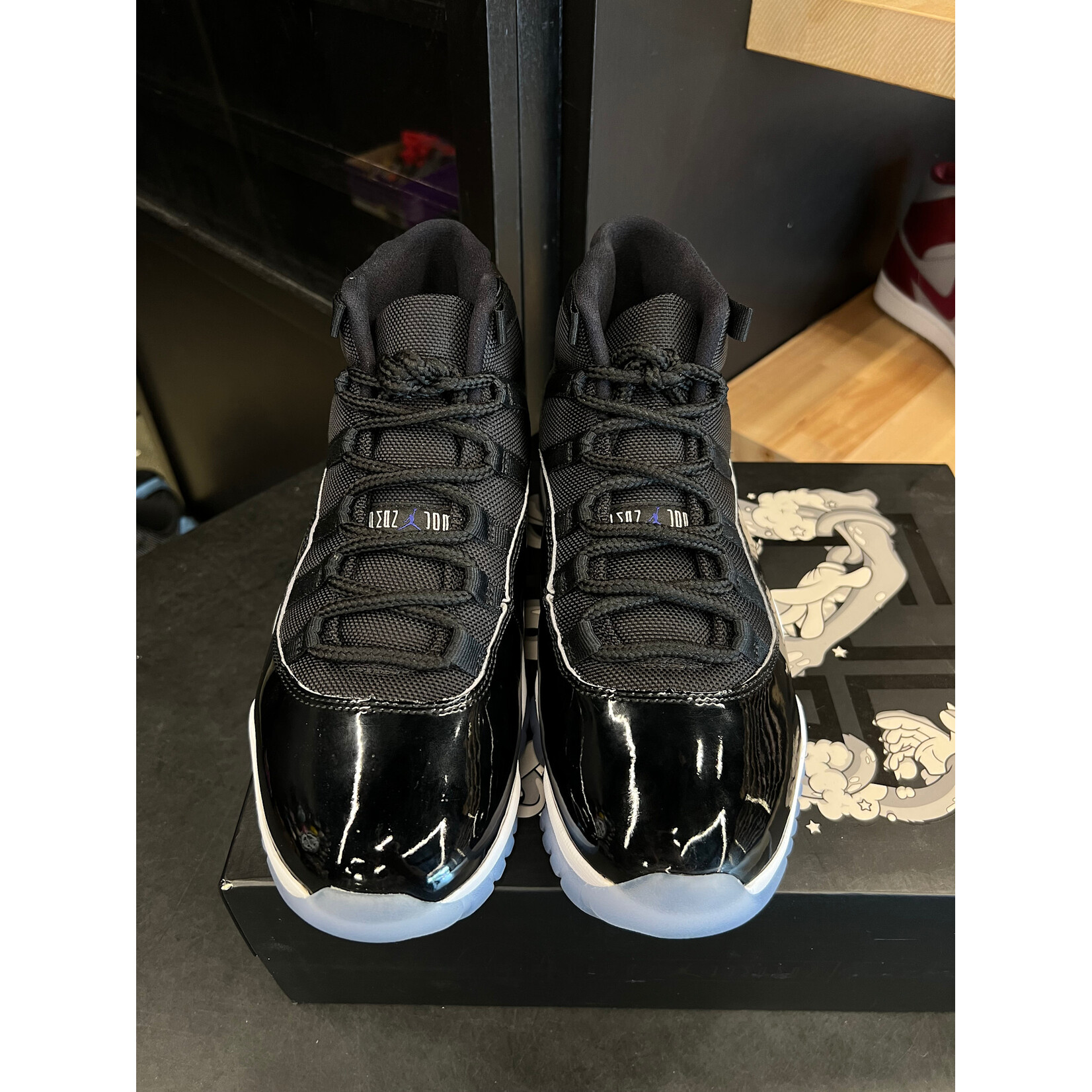 Jordan Jordan 11 Retro Space Jam (2016) Size 8, PREOWNED