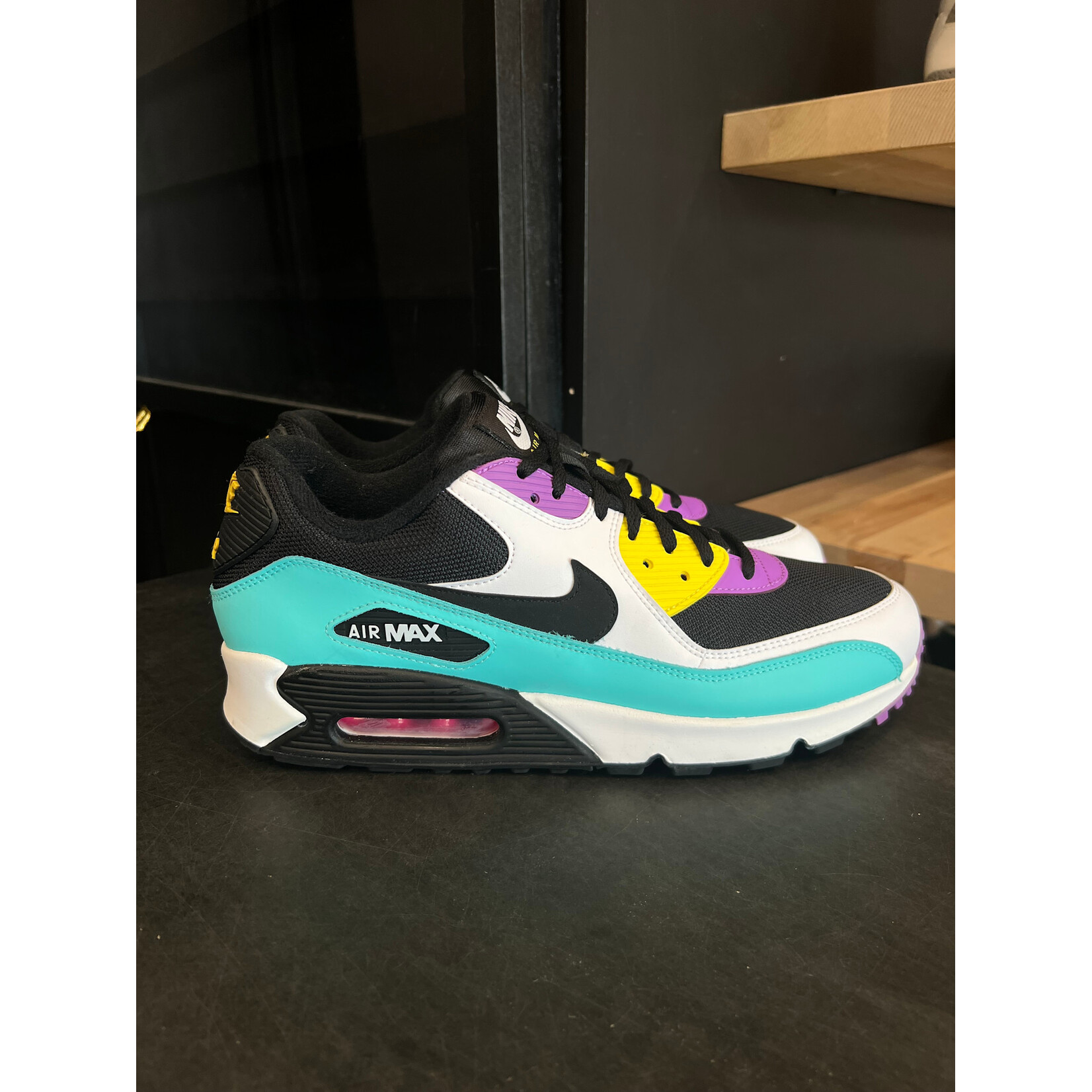 Nike Nike Air Max 90 Black Bright Violet White Size 12, PREOWNED