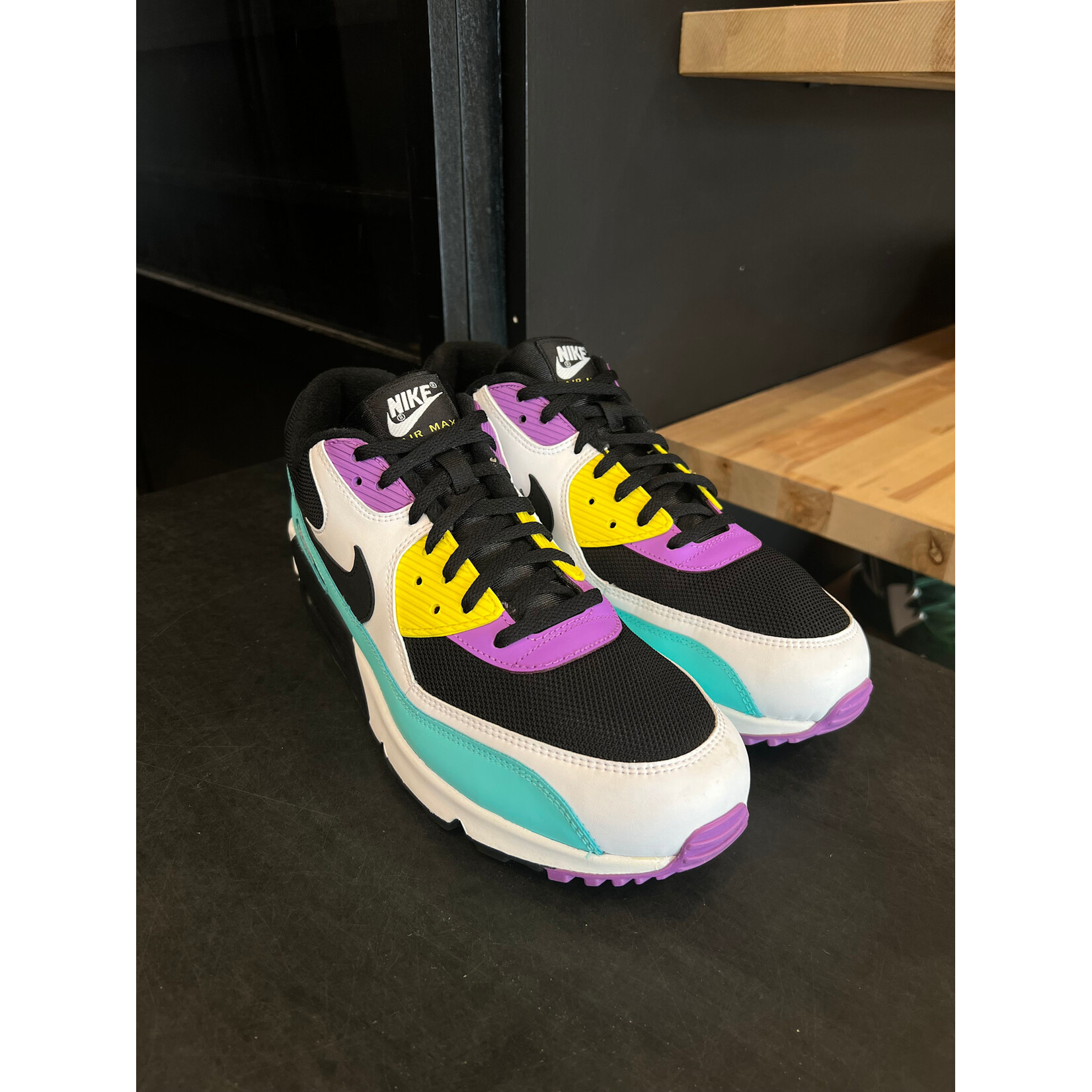 Nike Nike Air Max 90 Black Bright Violet White Size 12, PREOWNED
