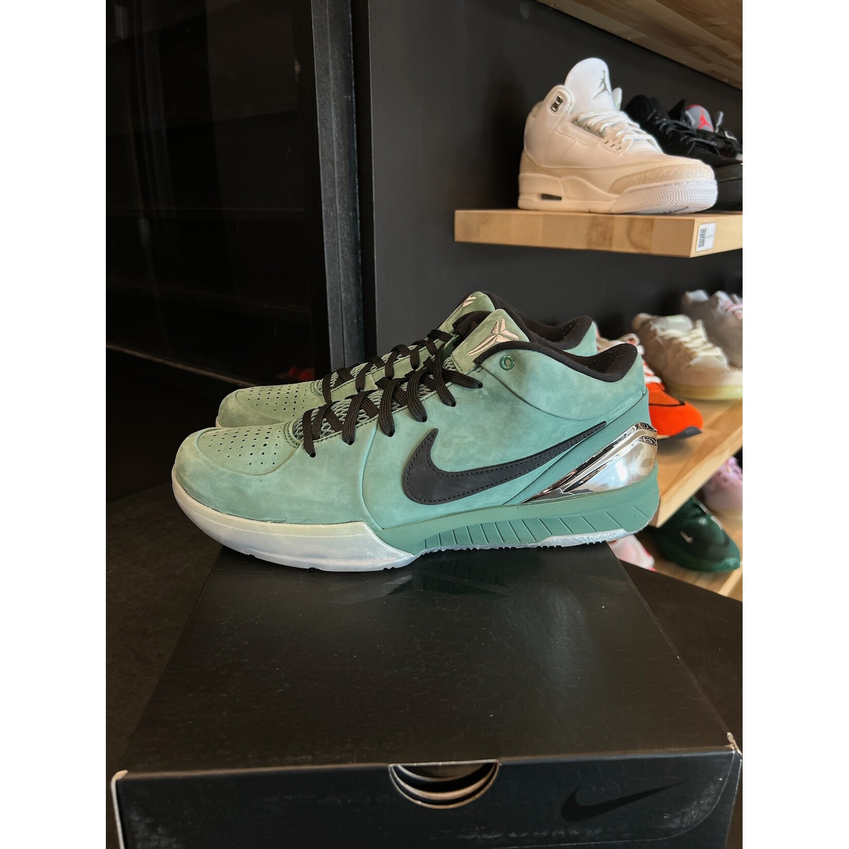 Nike Nike Kobe 4 Protro Girl Dad Size 11, PREOWNED*