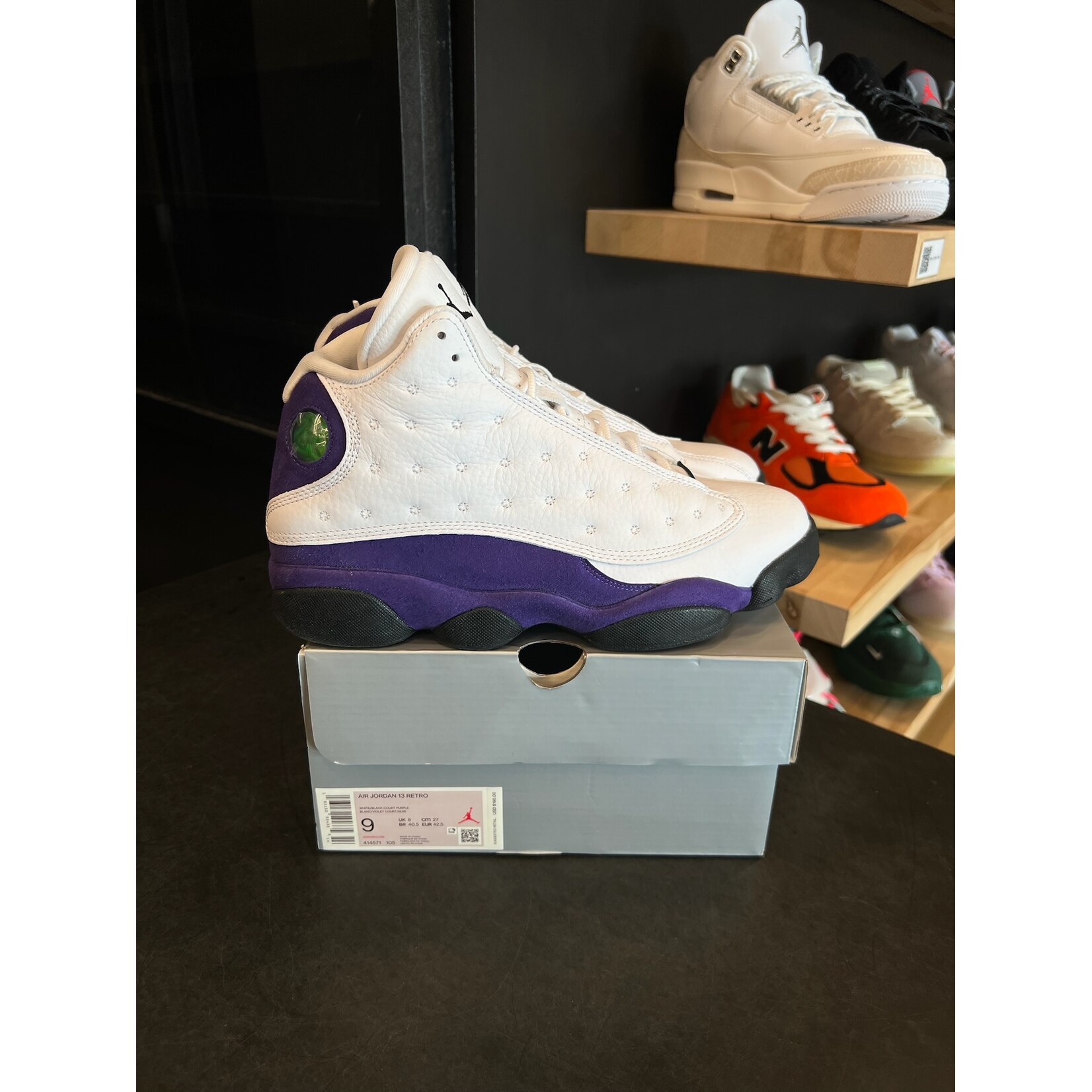 Jordan Jordan 13 Retro Lakers Size 9, PREOWNED*