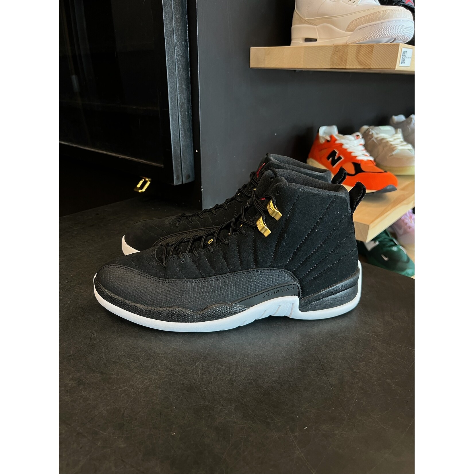 Jordan Jordan 12 Retro Reverse Taxi Size 11.5, PREOWNED*