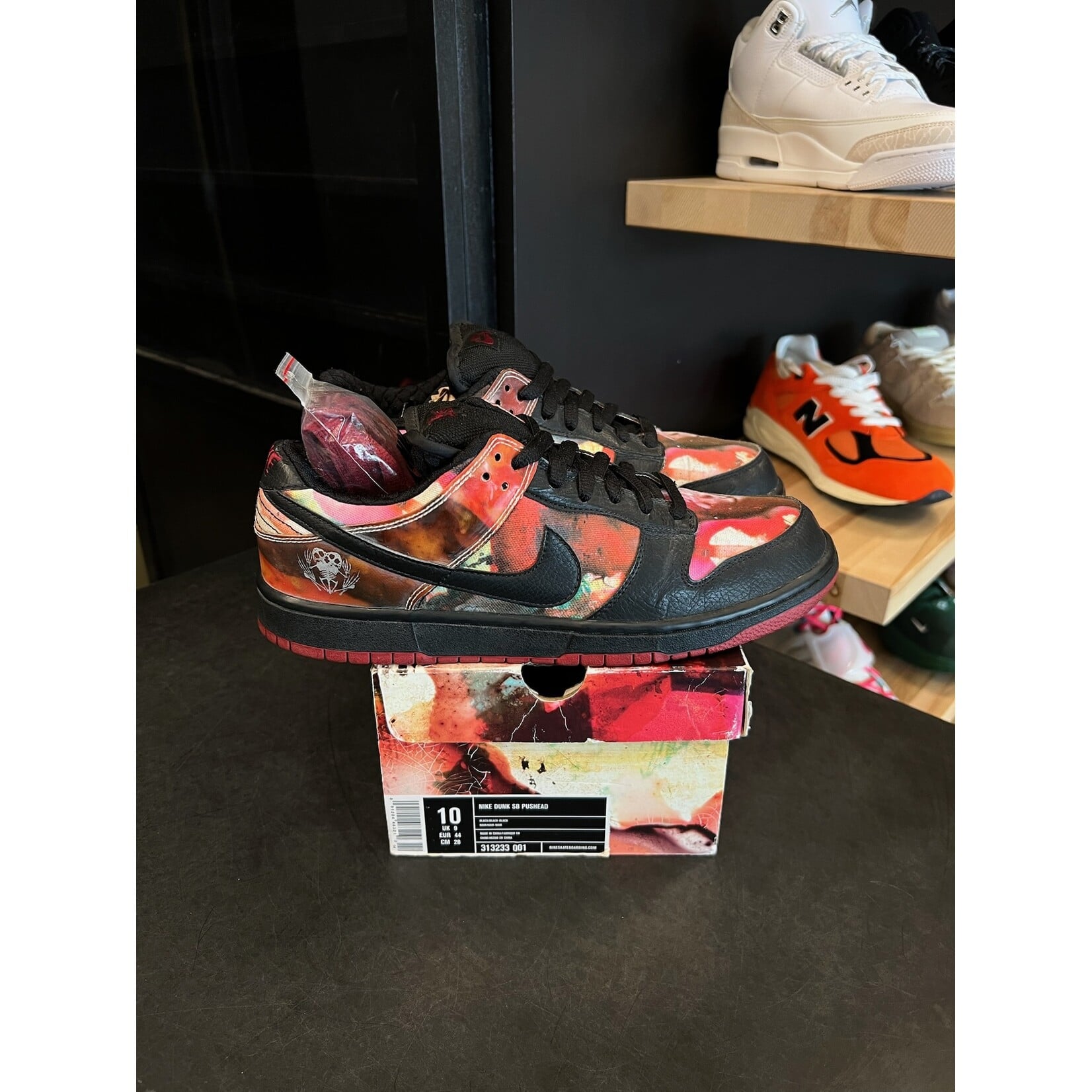 Nike Nike SB Dunk Low Pushead 1 Size 10, PREOWNED*