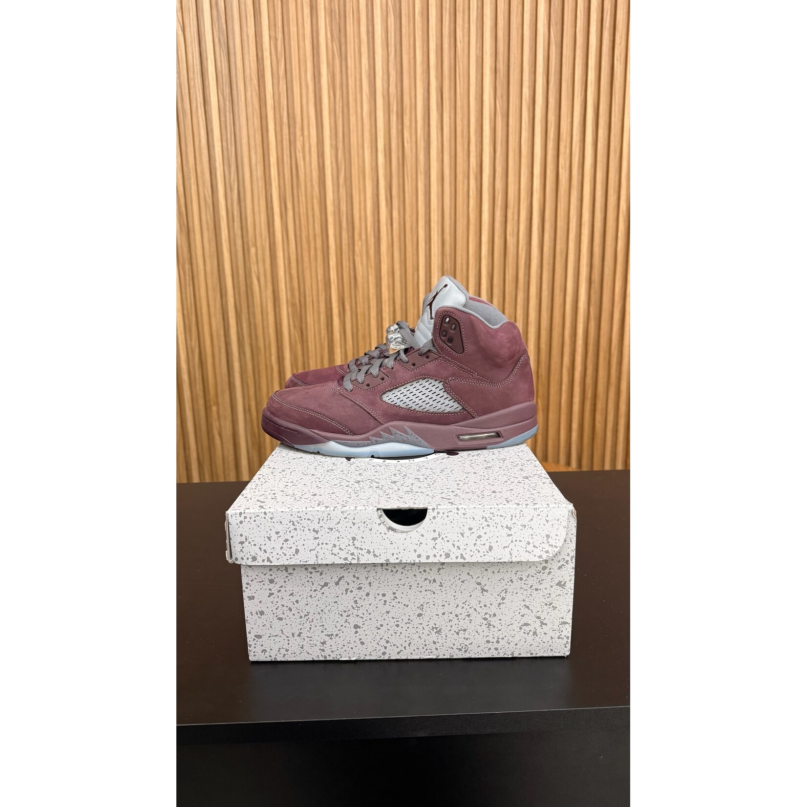 Jordan Jordan 5 Retro Burgundy (2023) Size 11, PREOWNED*